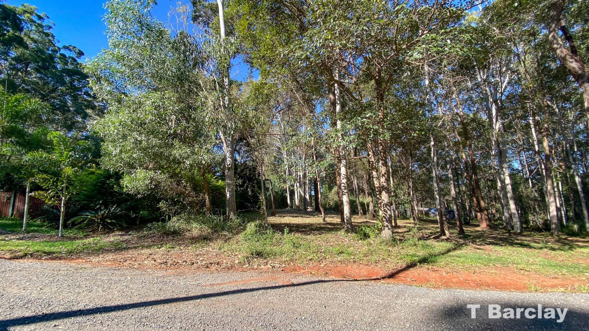 T Barclay Real Estate High on the Hill on the Eastern side of Russell