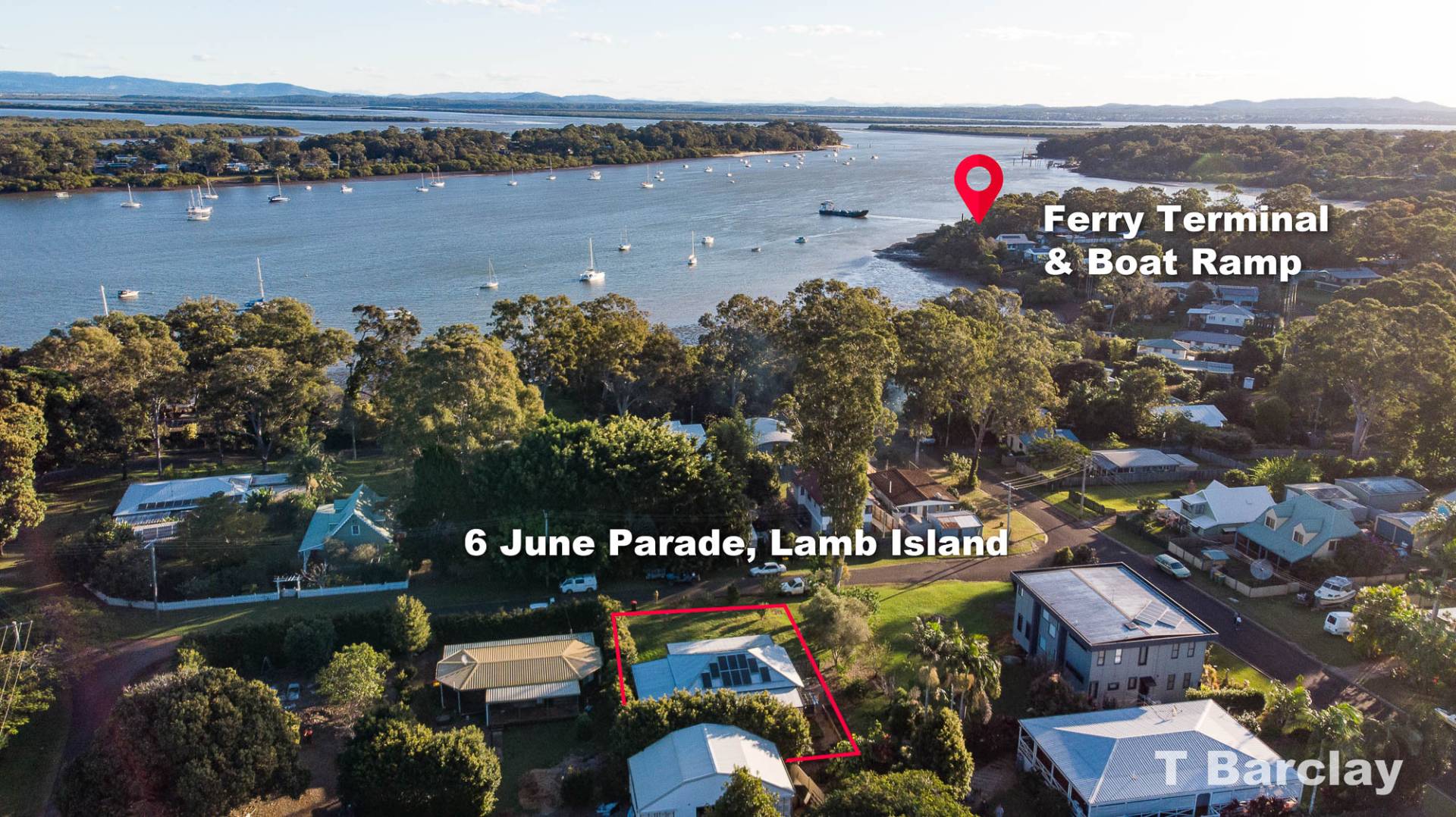 6 June Parade, Lamb Island, Lamb Island - Thumbnail 2