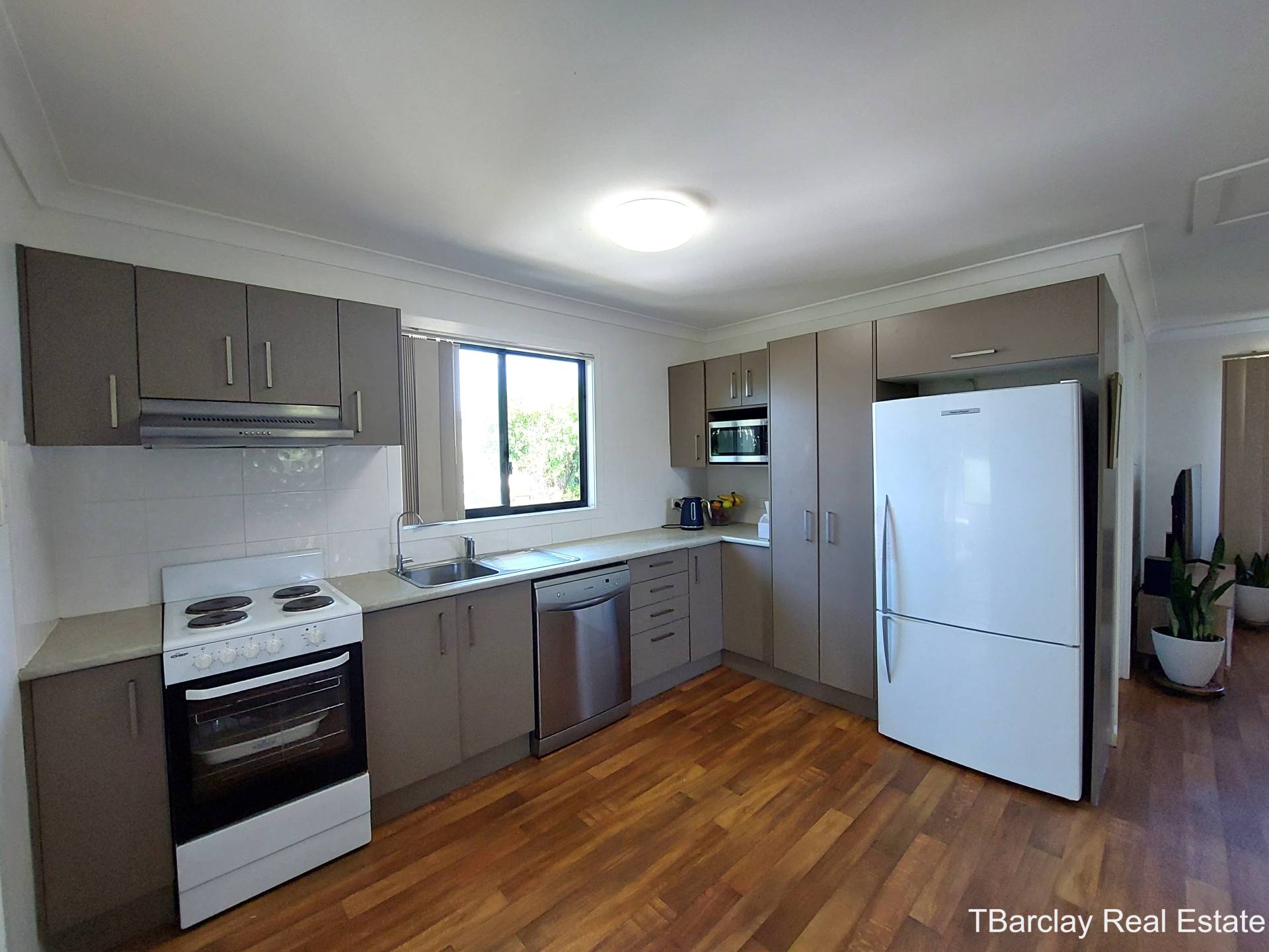 78 Western Rd, Macleay Island, Macleay Island - Thumbnail 4