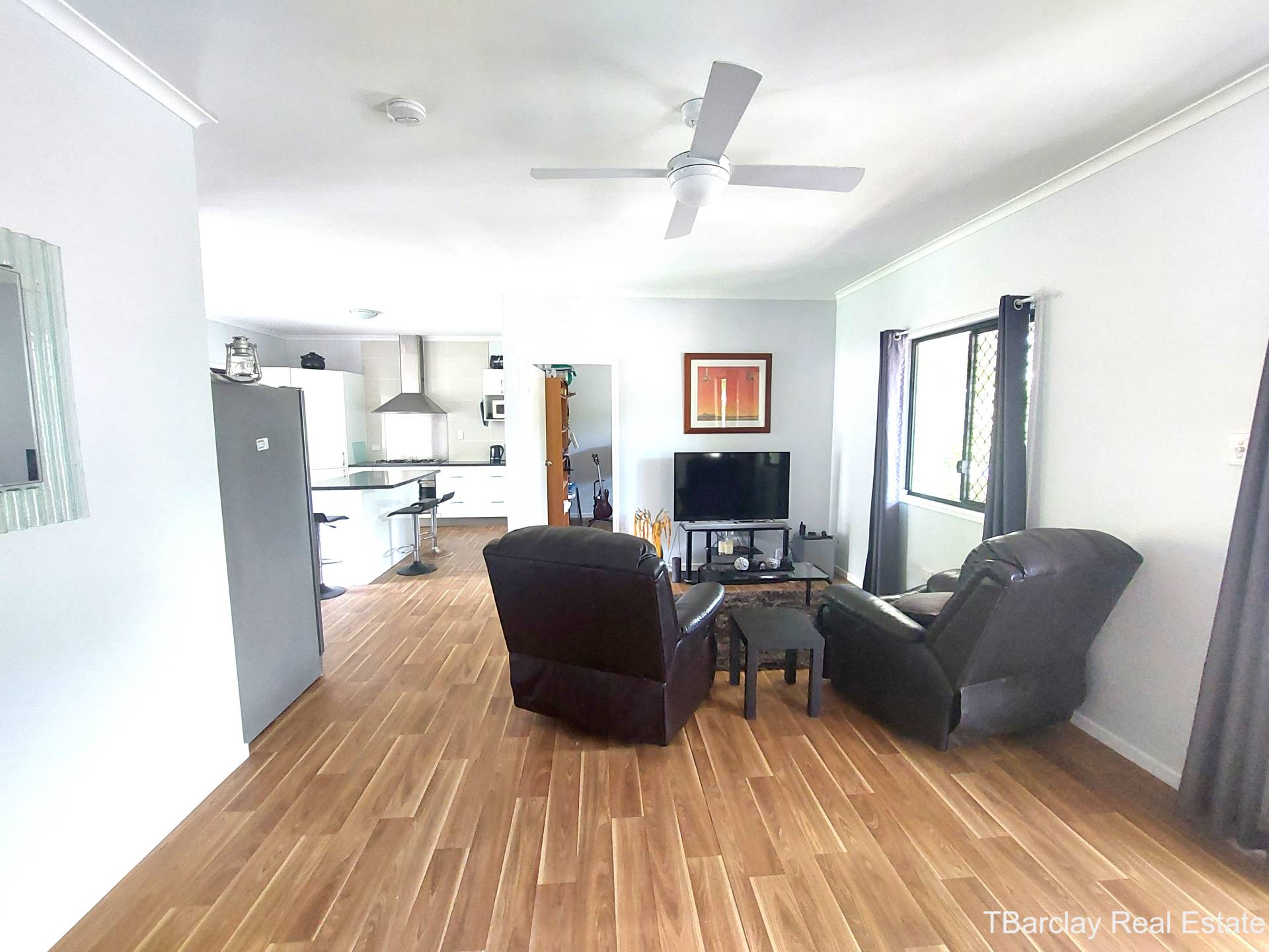 8 Heron St, Macleay Island, Macleay Island - Thumbnail 3