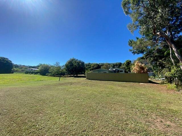 12 Mango Cres, Macleay Island, Macleay Island - Thumbnail 4