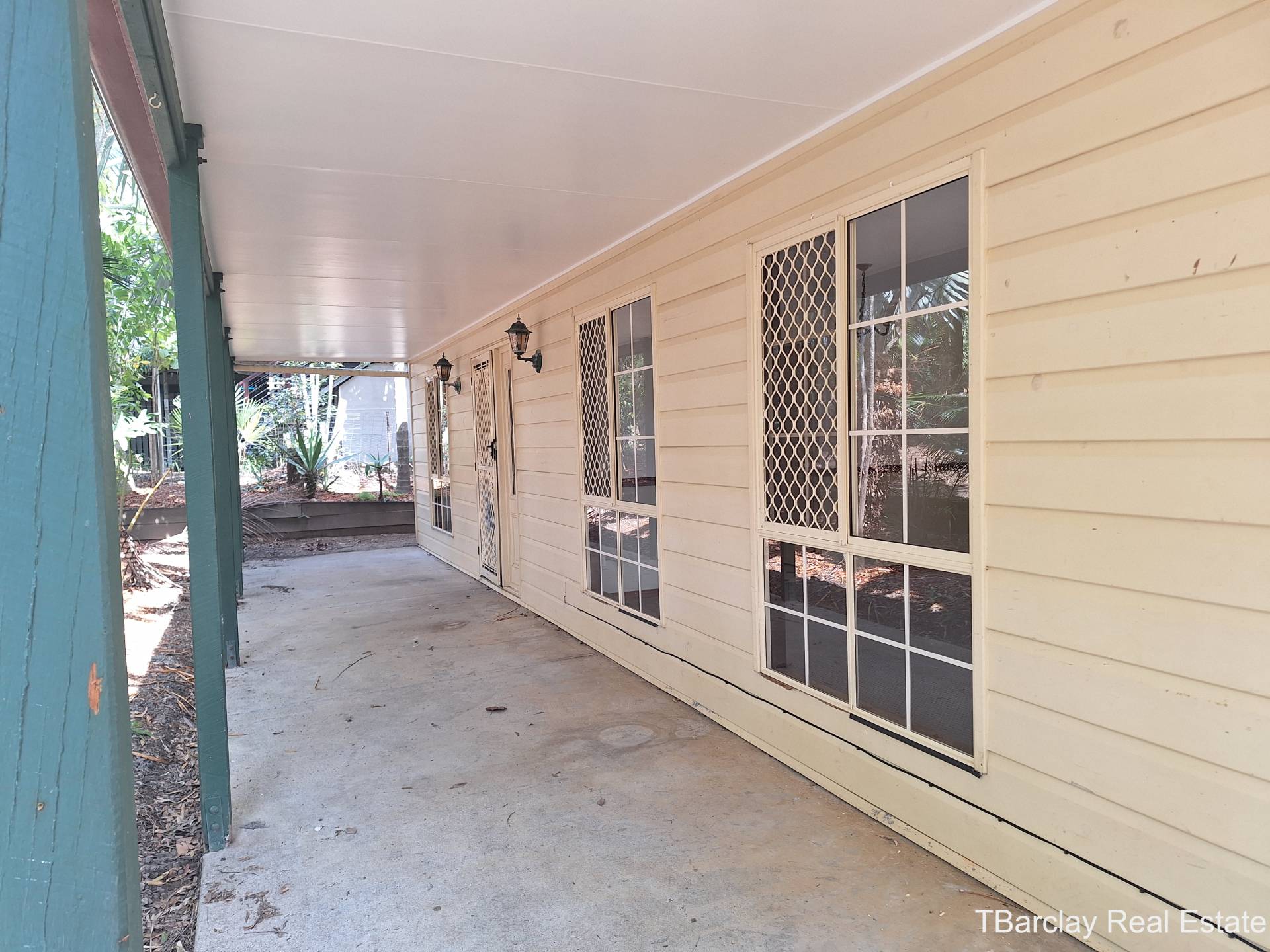 23 Coast Rd, Macleay Island, Macleay Island - Thumbnail 4