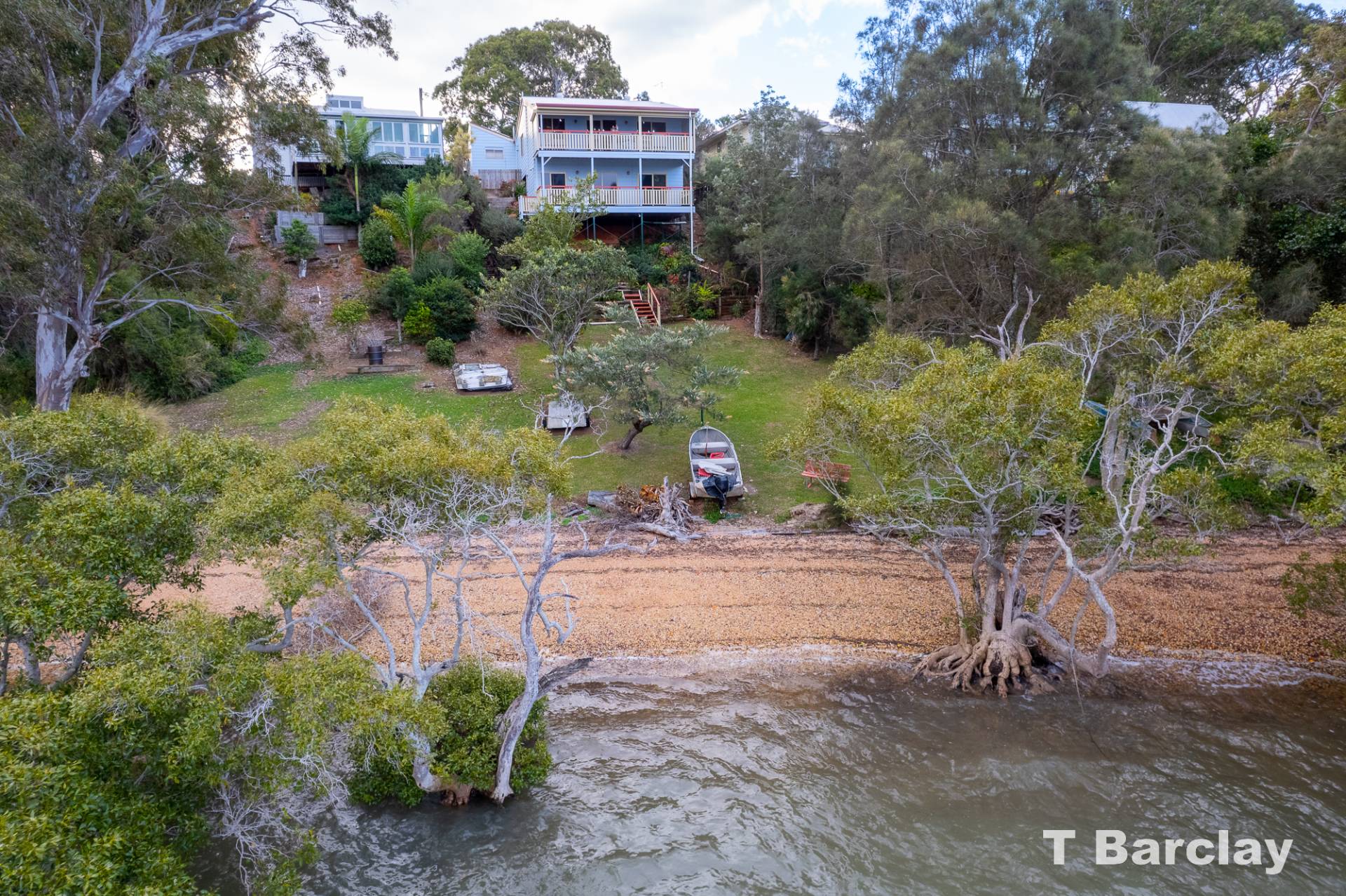 42 Resthaven Dr, Lamb Island, Lamb Island - Thumbnail 2