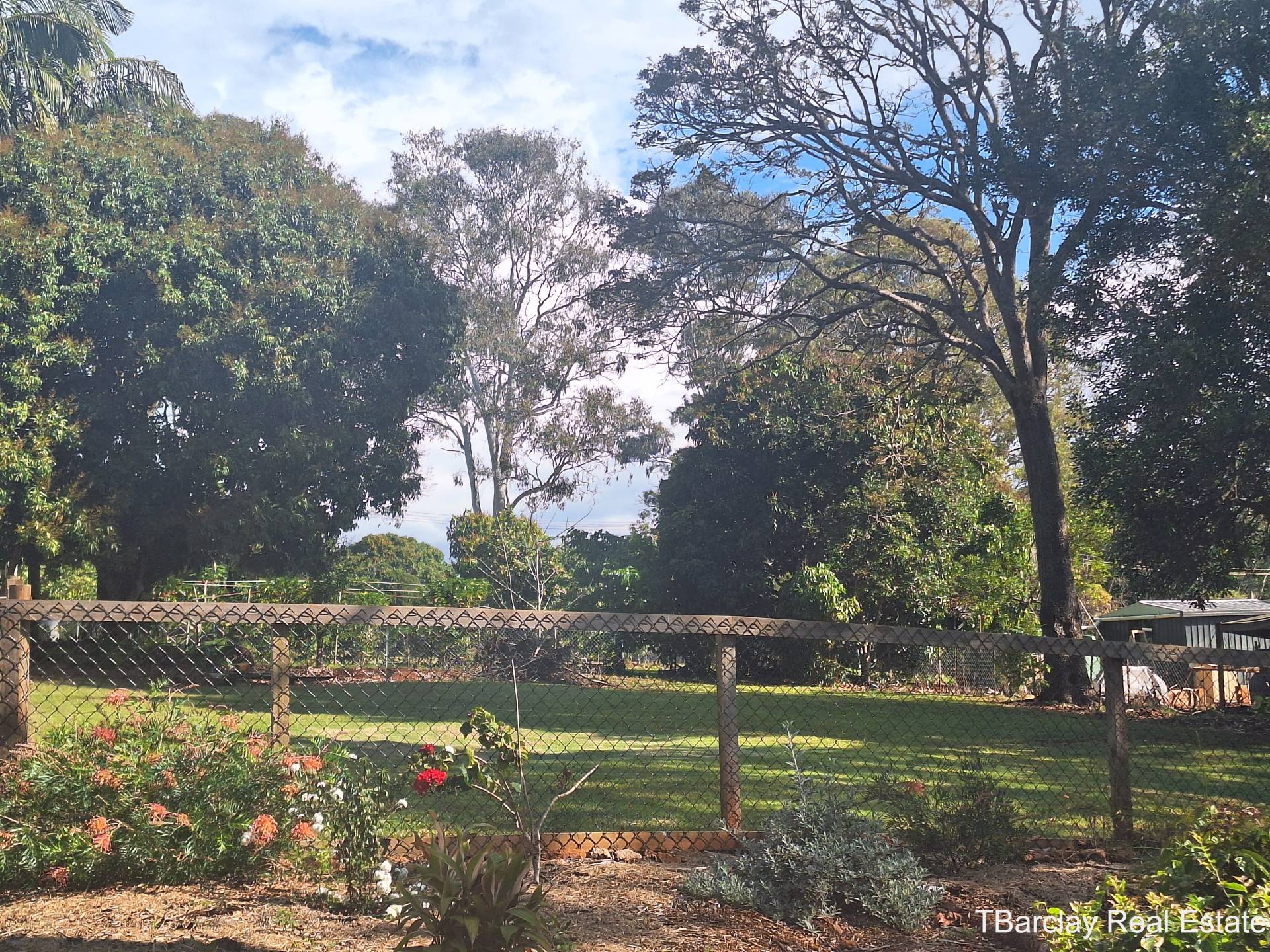 16 Frenchem Terrace, Macleay Island, Macleay Island - Thumbnail 3
