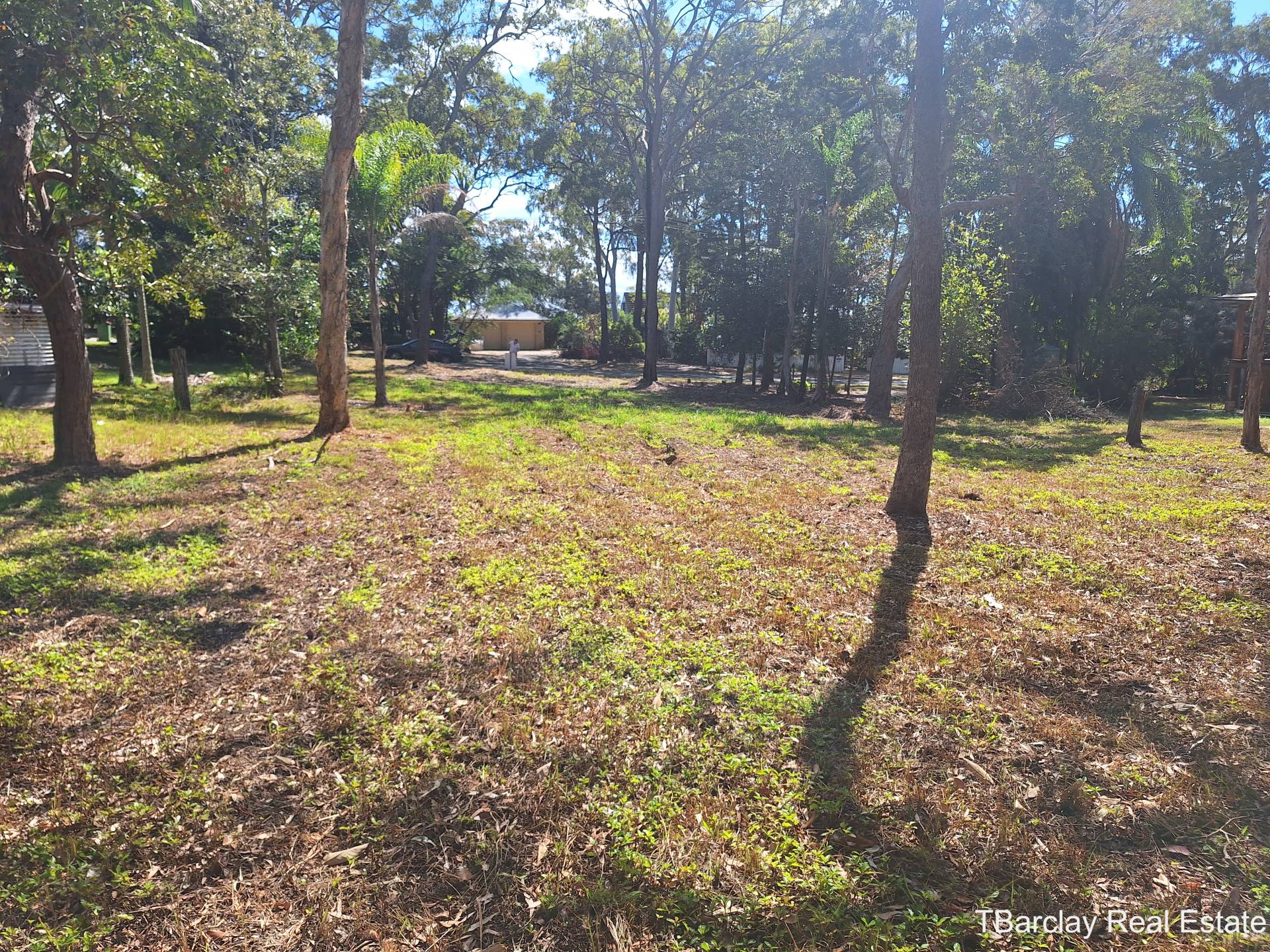 42 Coondooroopa Dr, Macleay Island, Macleay Island - Thumbnail 2