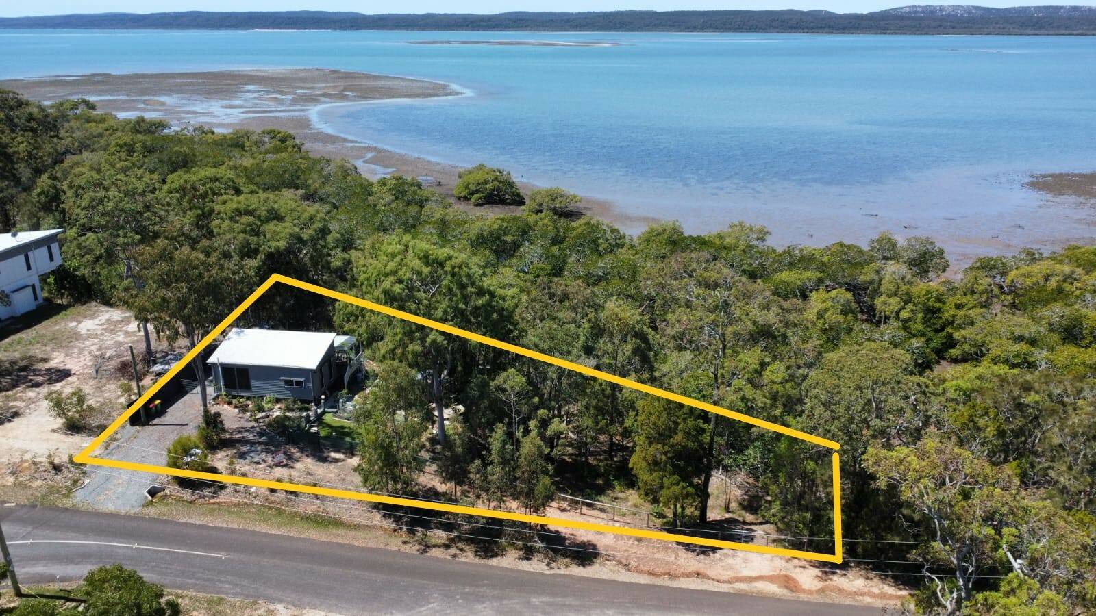 1-3 Blue Bay Cres, Macleay Island