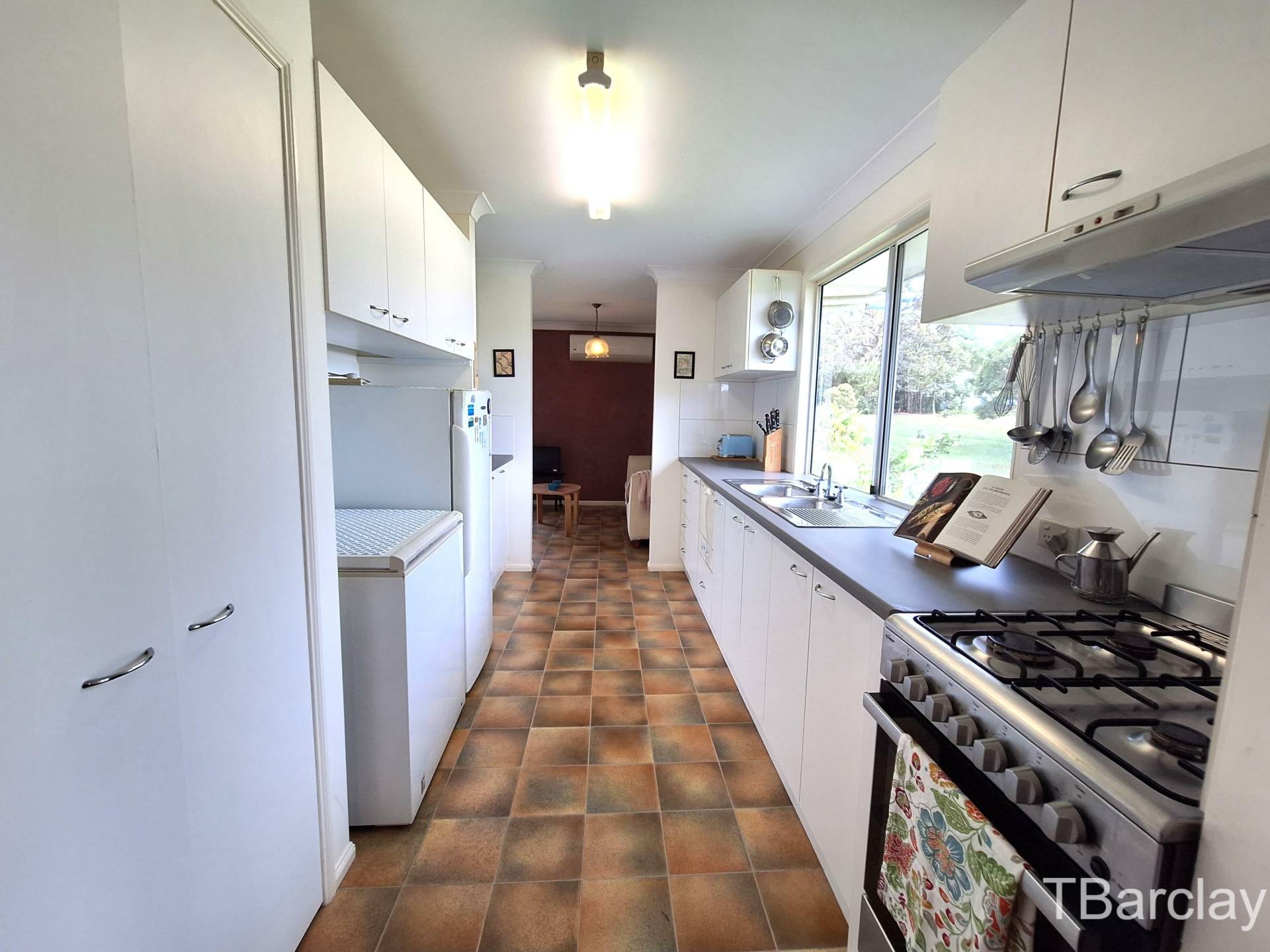 12 Camena St, Macleay Island, Macleay Island - Thumbnail 3