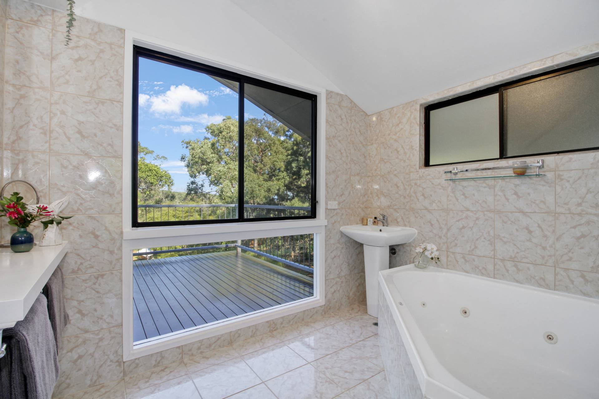 26 Treasure Island Ave, Karragarra Island, Karragarra Island - Thumbnail 3