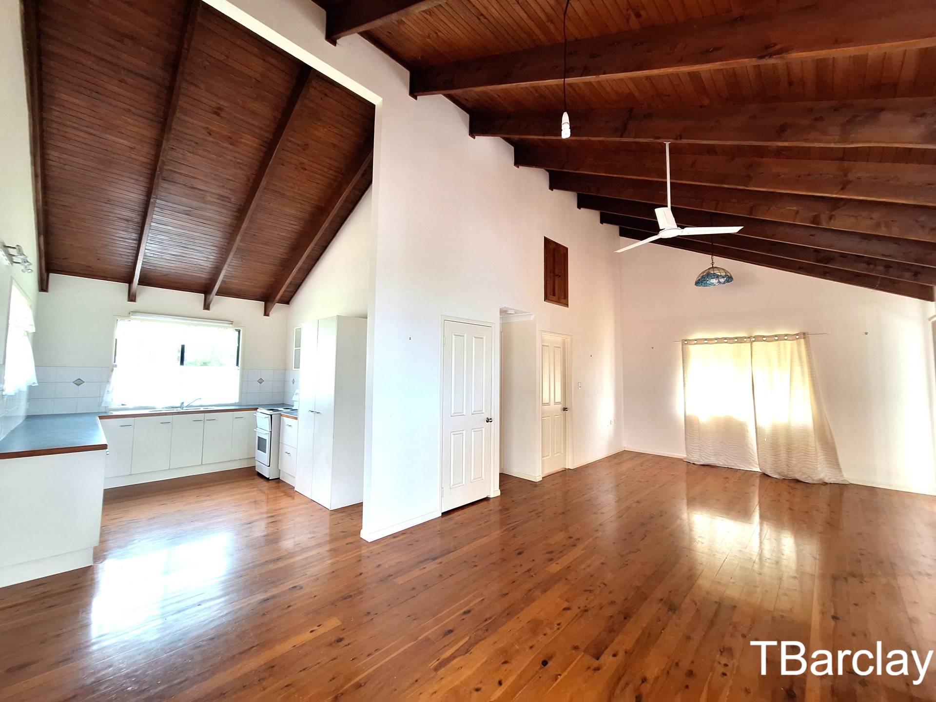26 Kim Cres, Macleay Island, Macleay Island - Thumbnail 5