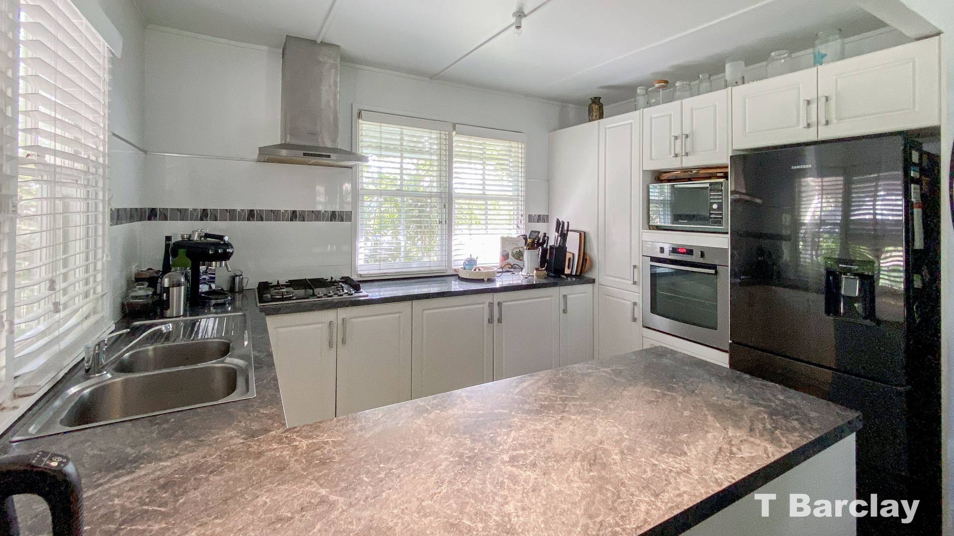 18 Shelly Cres, Lamb Island, Lamb Island - Thumbnail 5
