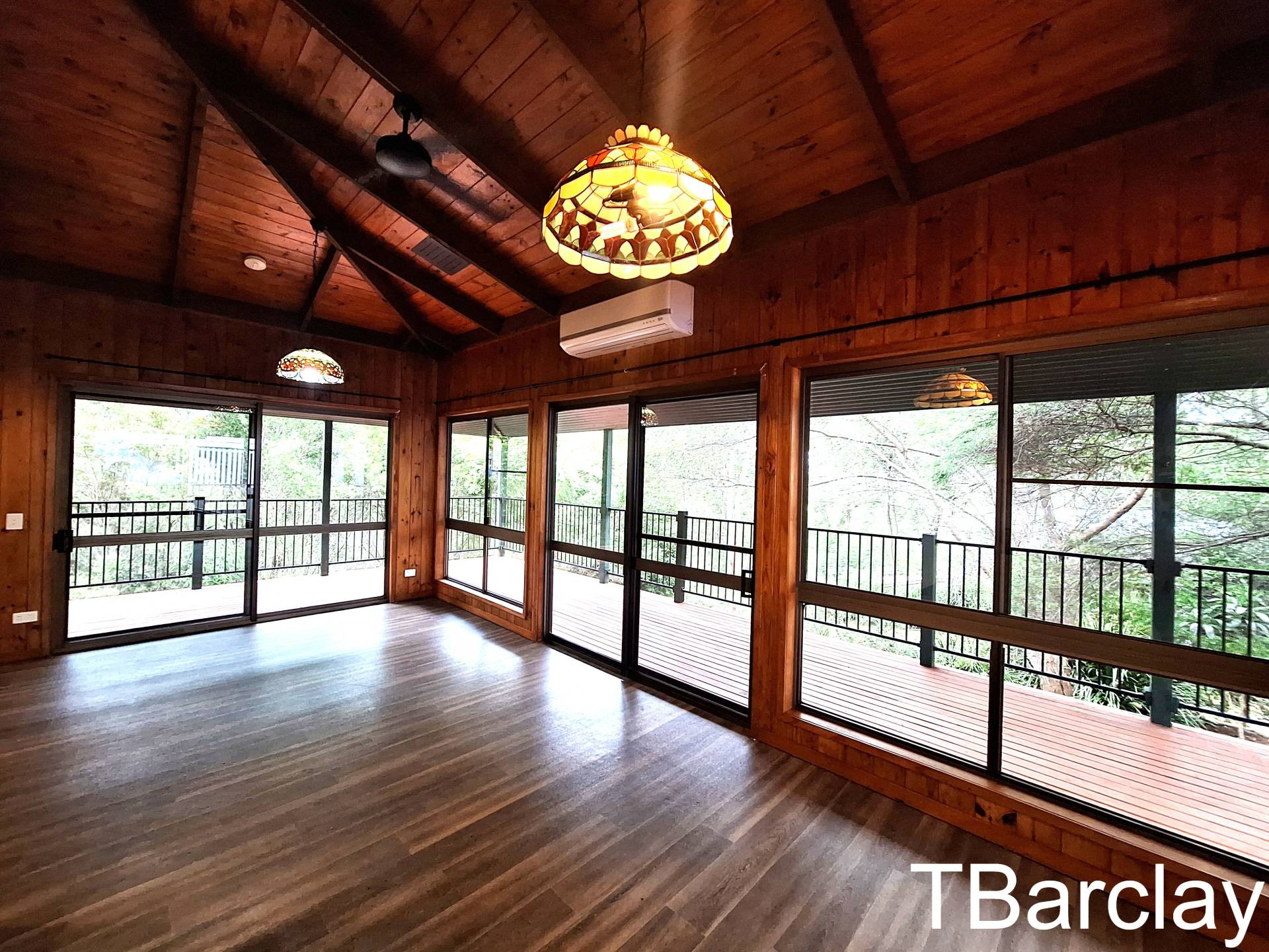 44 Blue Waters Cres, Macleay Island, Macleay Island - Thumbnail 2