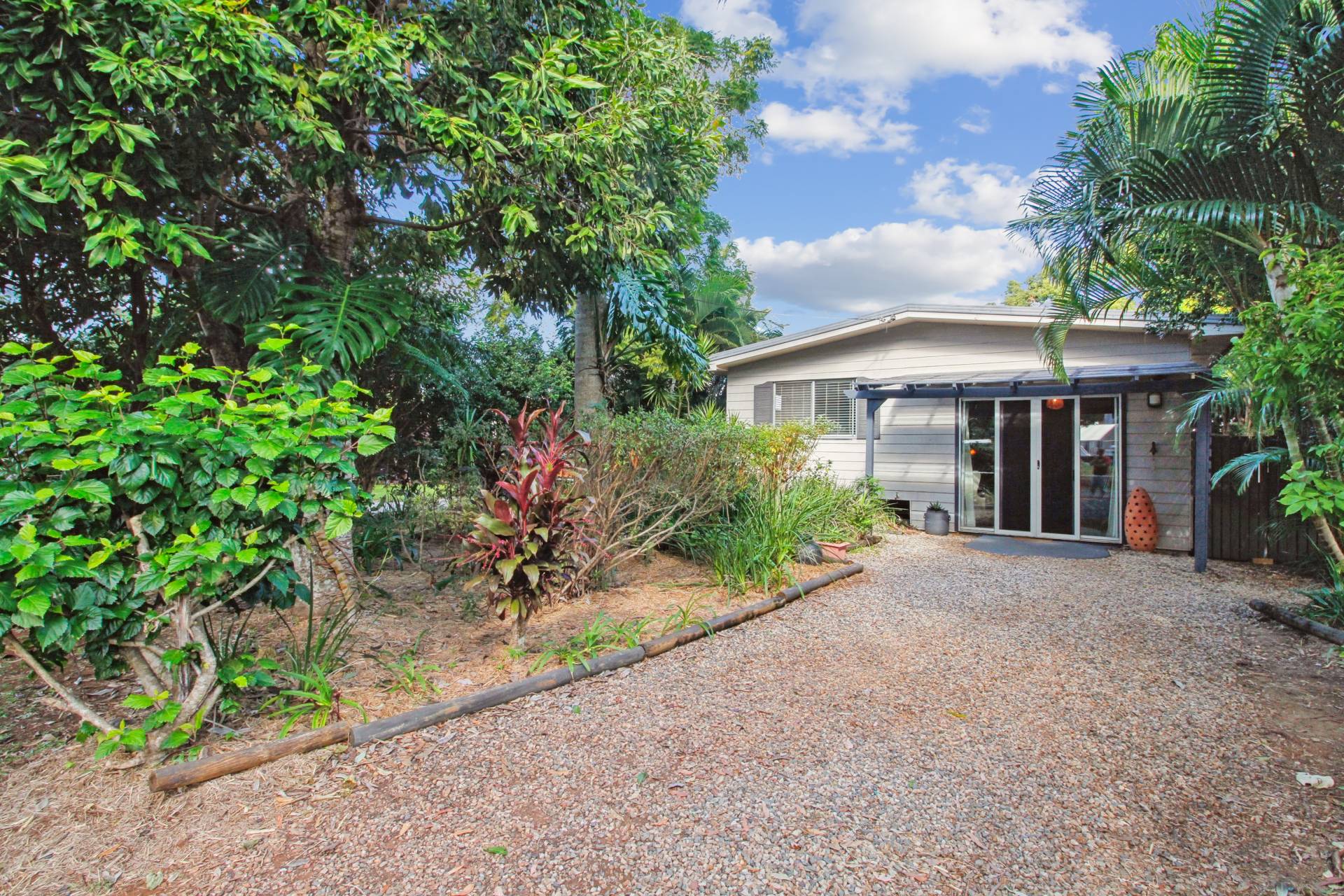 50-52 Treasure Island Ave, Karragarra Island, Karragarra Island - Thumbnail 3