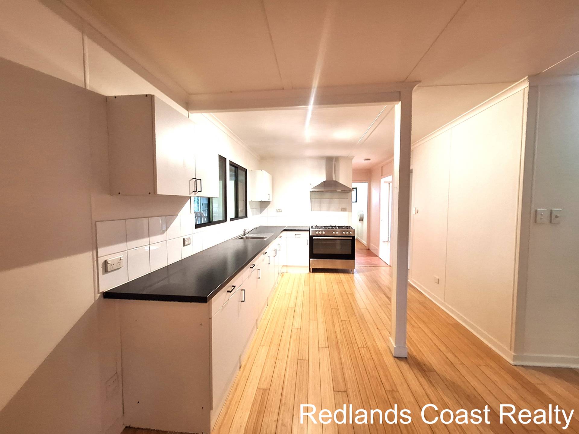 109-111 Treasure Island Ave, Karragarra Island, Karragarra Island - Thumbnail 8