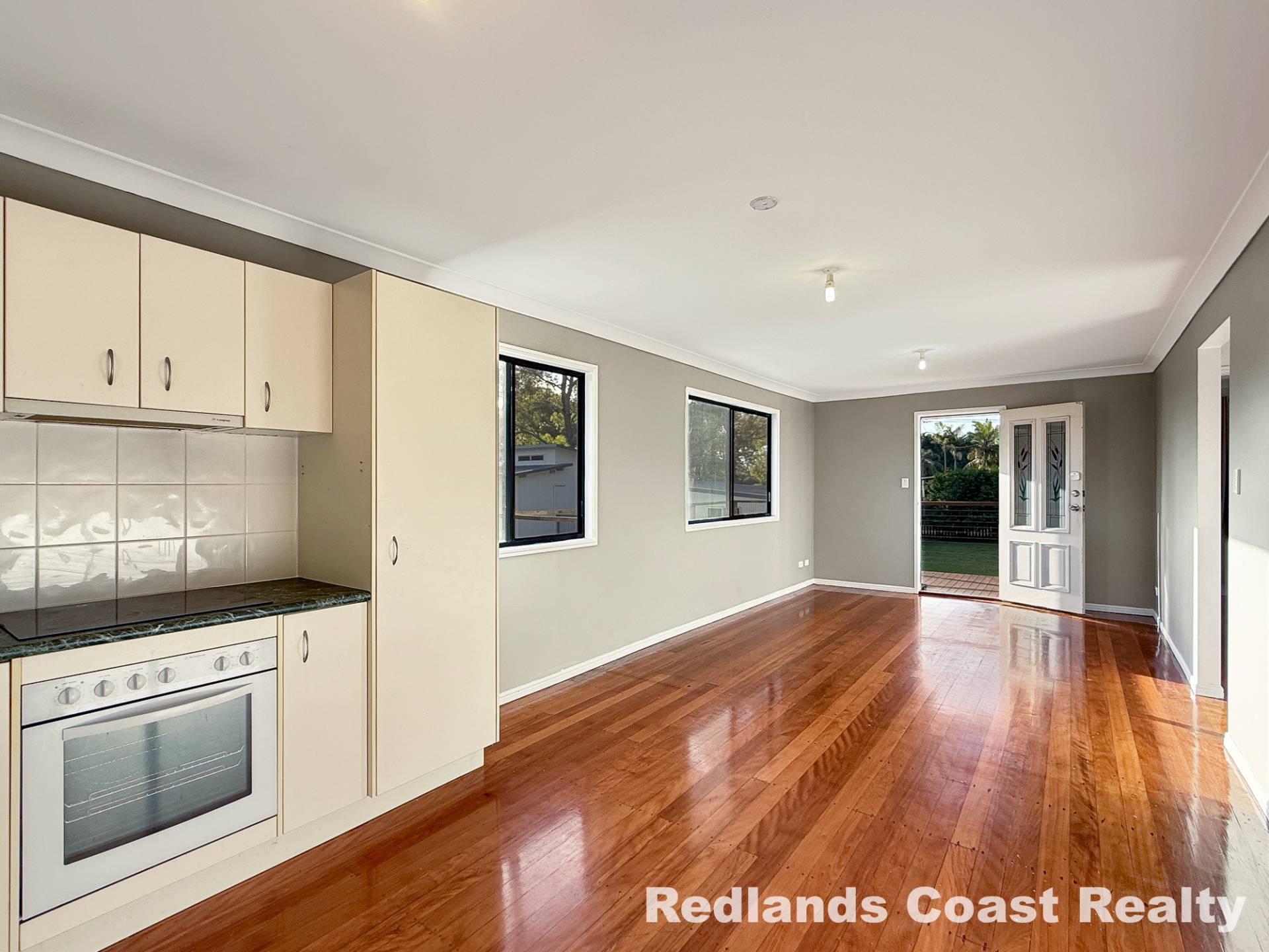 53 Lucas Drive, Lamb Island, Lamb Island - Thumbnail 5
