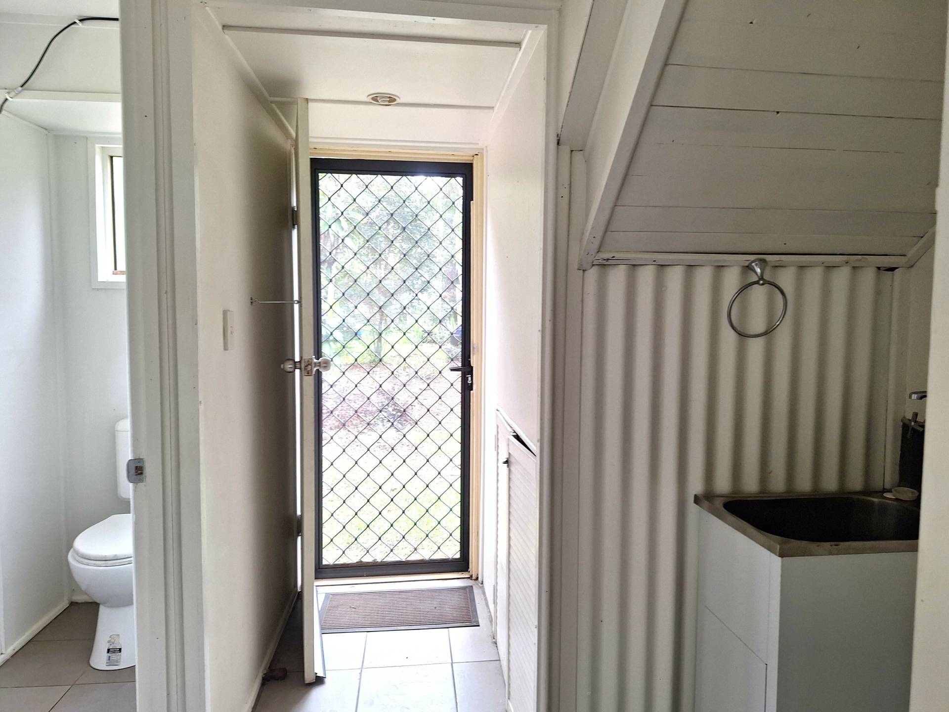 17-18 Hilda Cres, Macleay Island, Macleay Island - Thumbnail 7