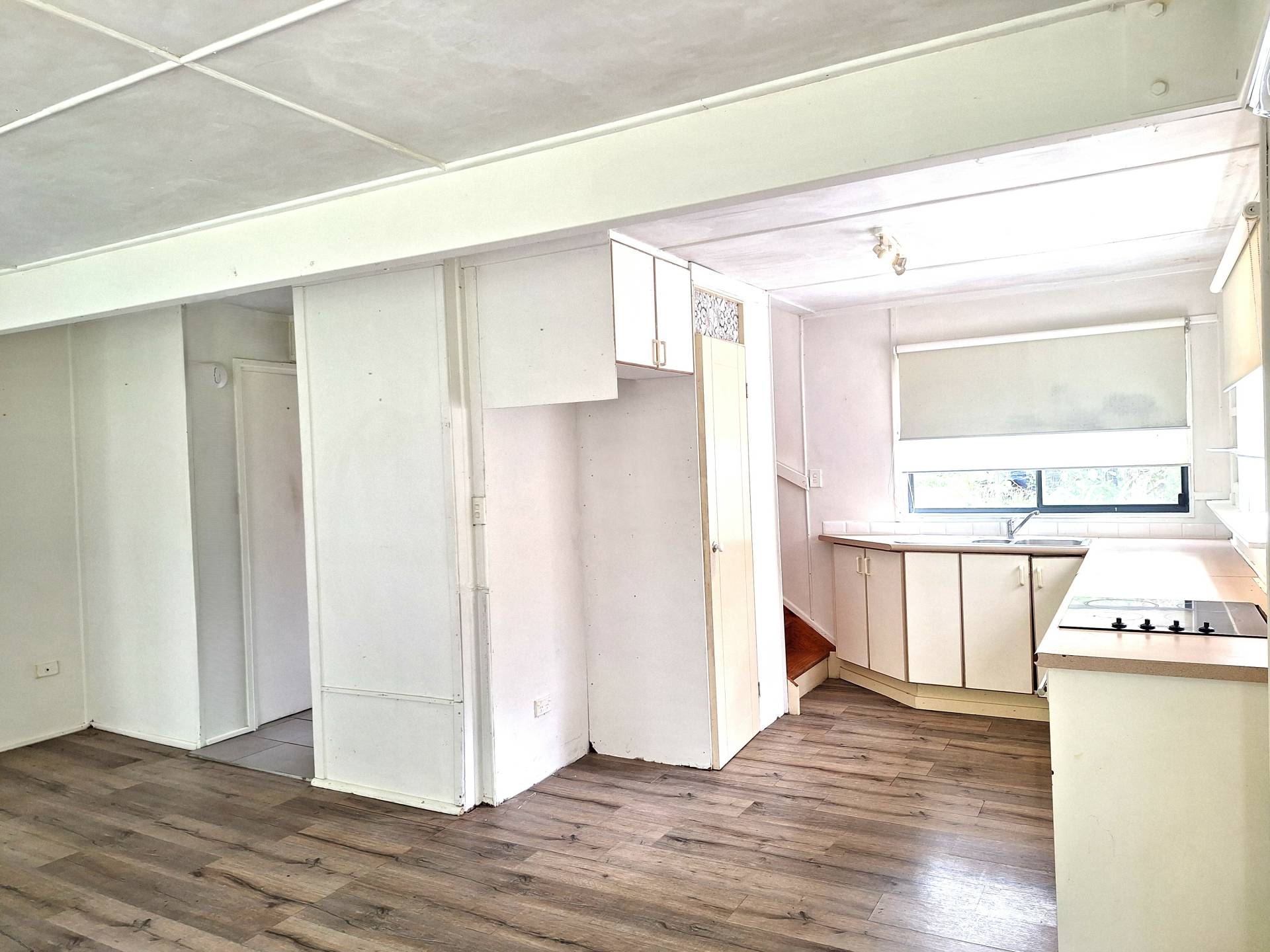 17-18 Hilda Cres, Macleay Island, Macleay Island - Thumbnail 3