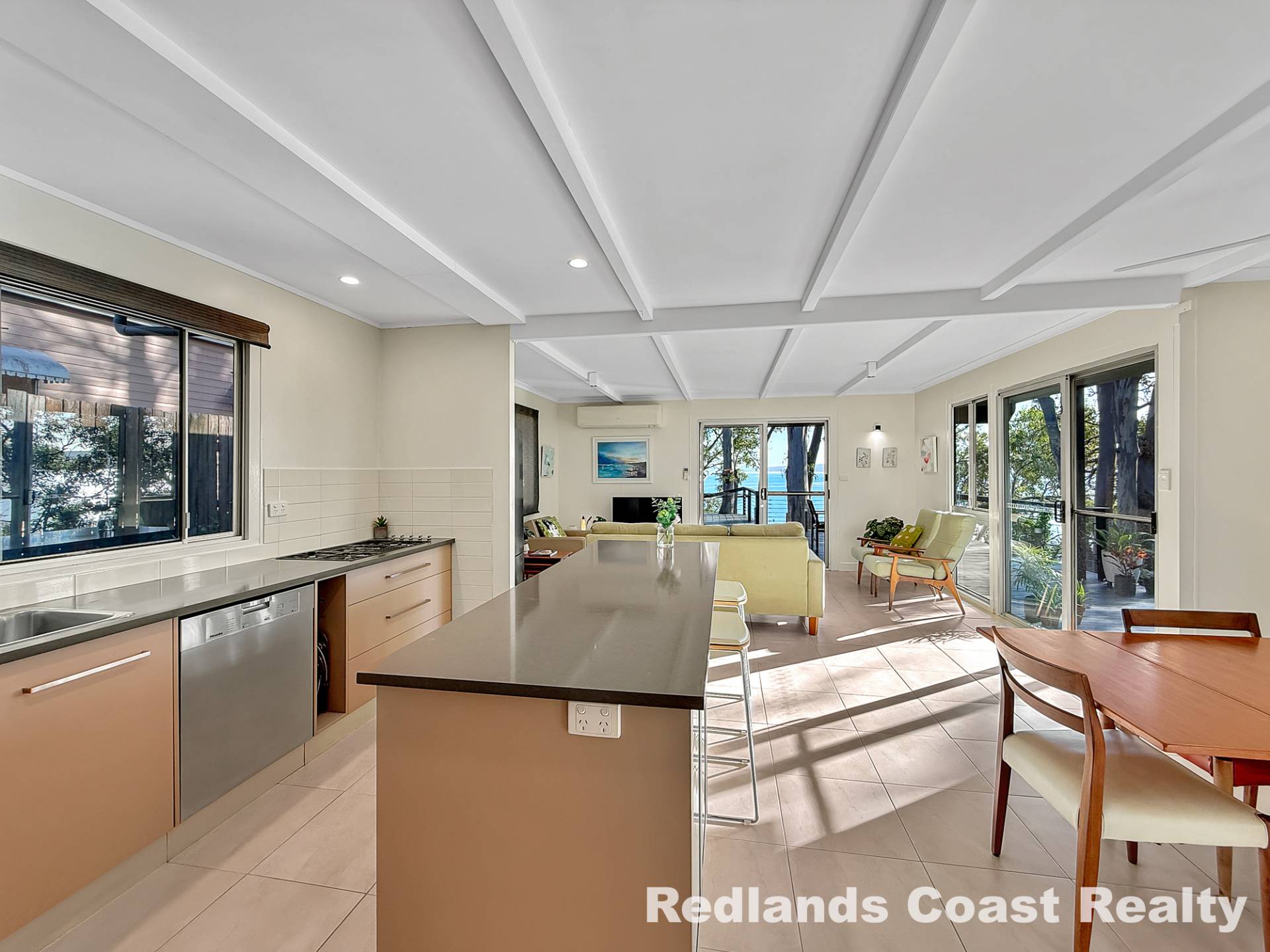 5 Pacific Street, Lamb Island, Lamb Island - Thumbnail 6