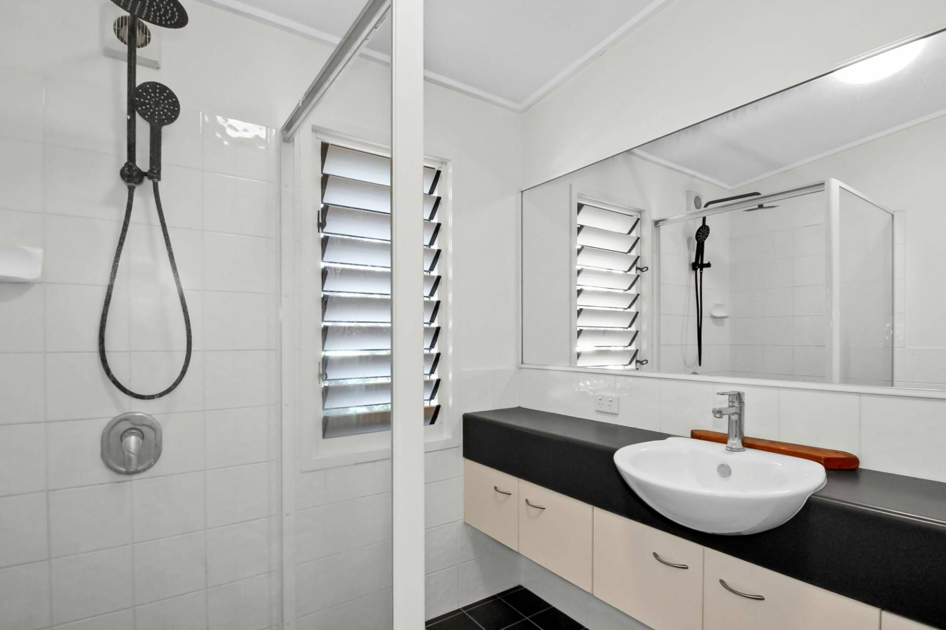 11 Koonwarra Pde, Macleay Island, Macleay Island - Thumbnail 6