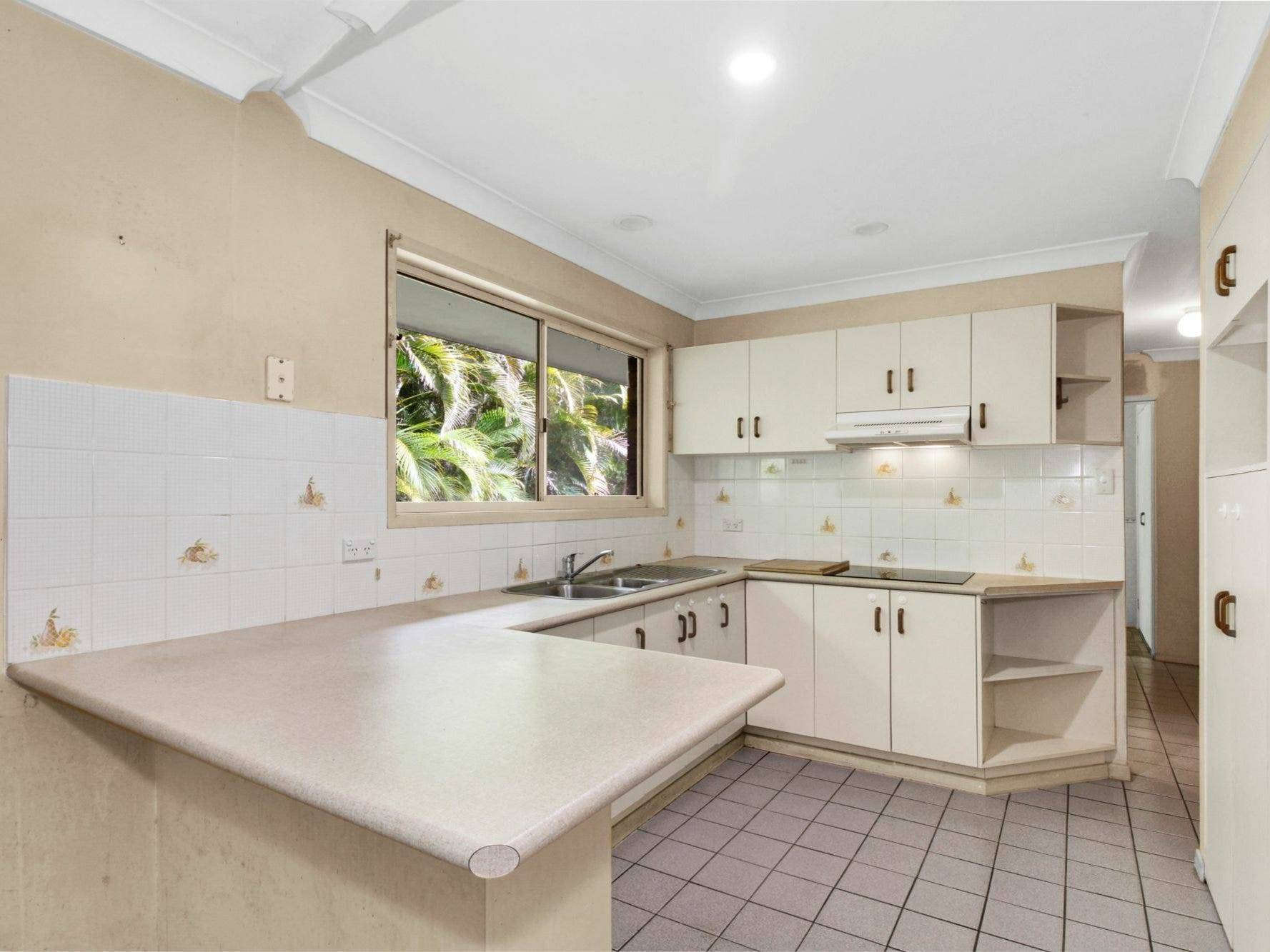 18 Natone Terrace, Macleay Island, Macleay Island - Thumbnail 2