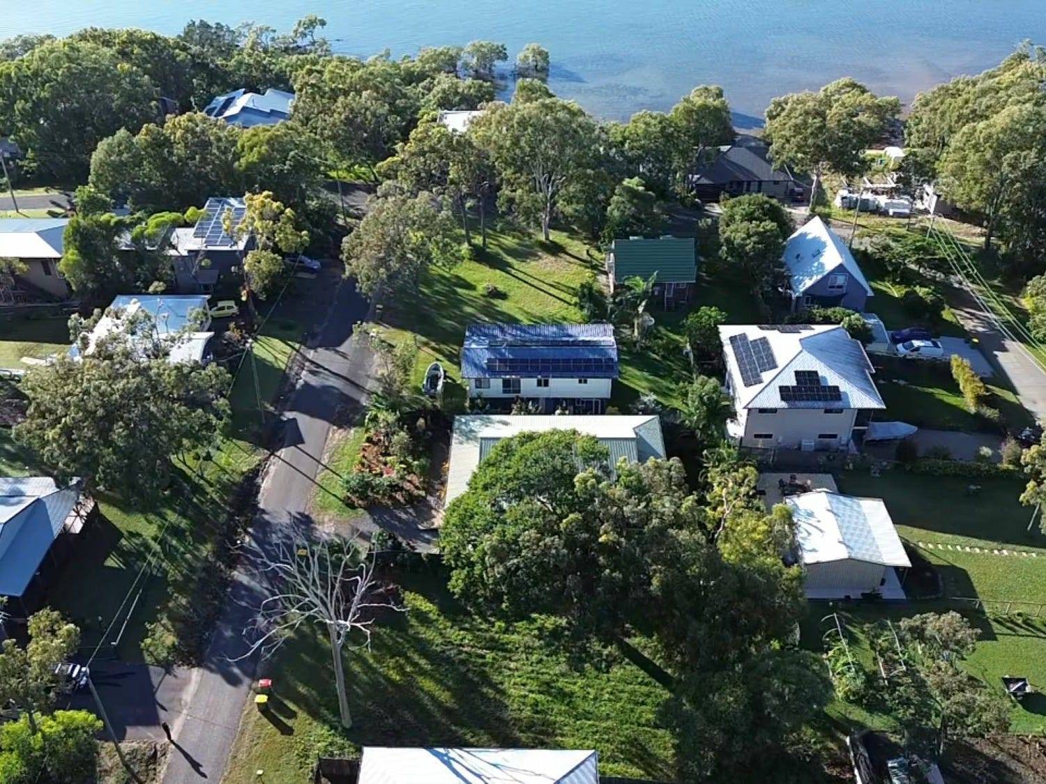 32 Warama Street, Macleay Island, Macleay Island - Thumbnail 2