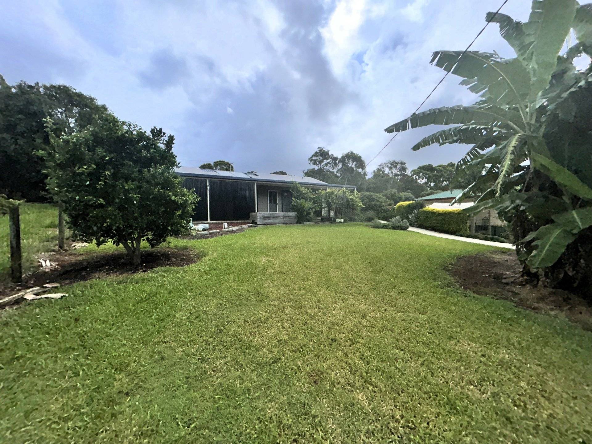 8 Granadilla Street, Macleay Island, Macleay Island - Thumbnail 2