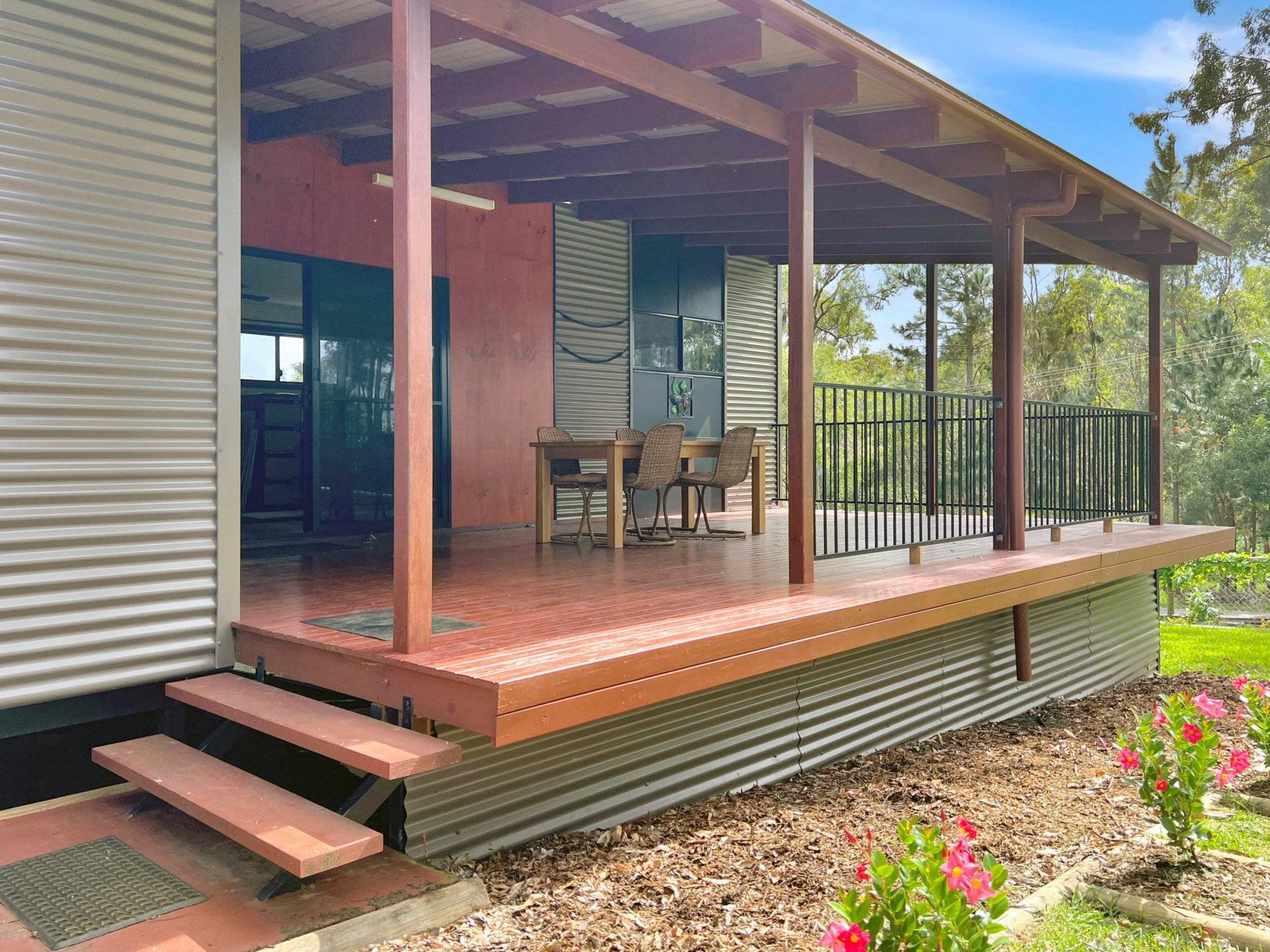 2 Granadilla Street, Macleay Island, Macleay Island - Thumbnail 3