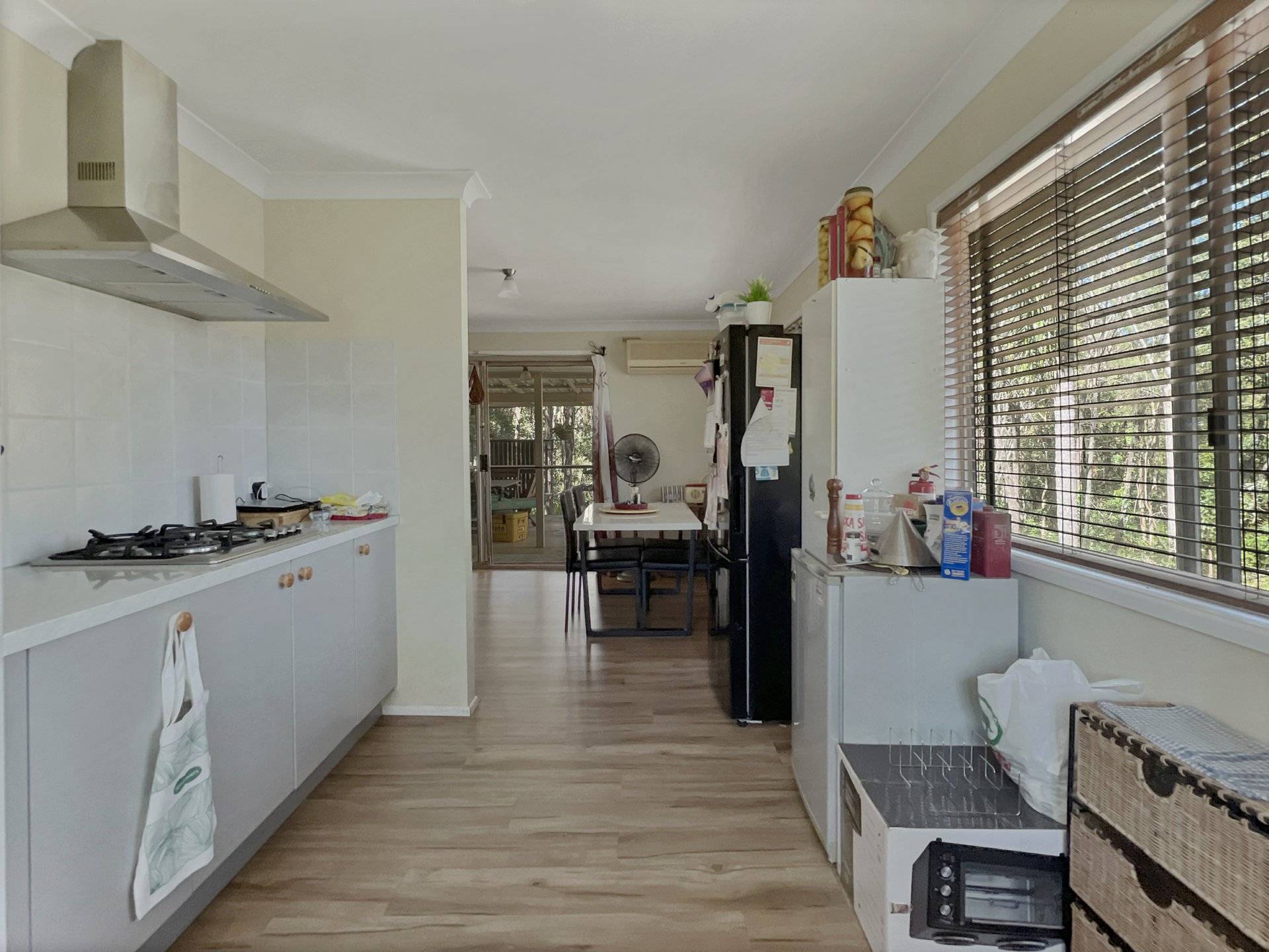 5 Lakeside Avenue, Macleay Island, Macleay Island - Thumbnail 3
