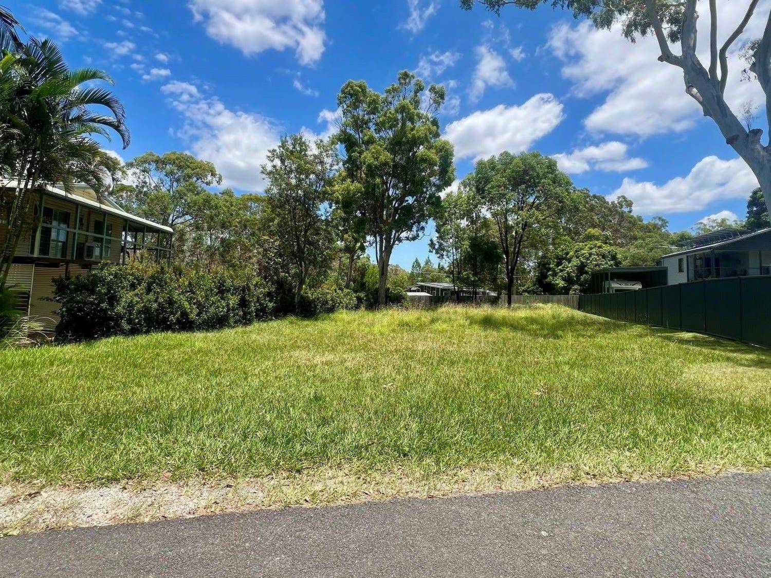 17 Alexander Street, Macleay Island, Macleay Island - Thumbnail 2