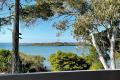 Absolute Waterfront - Sea Myth Cottage