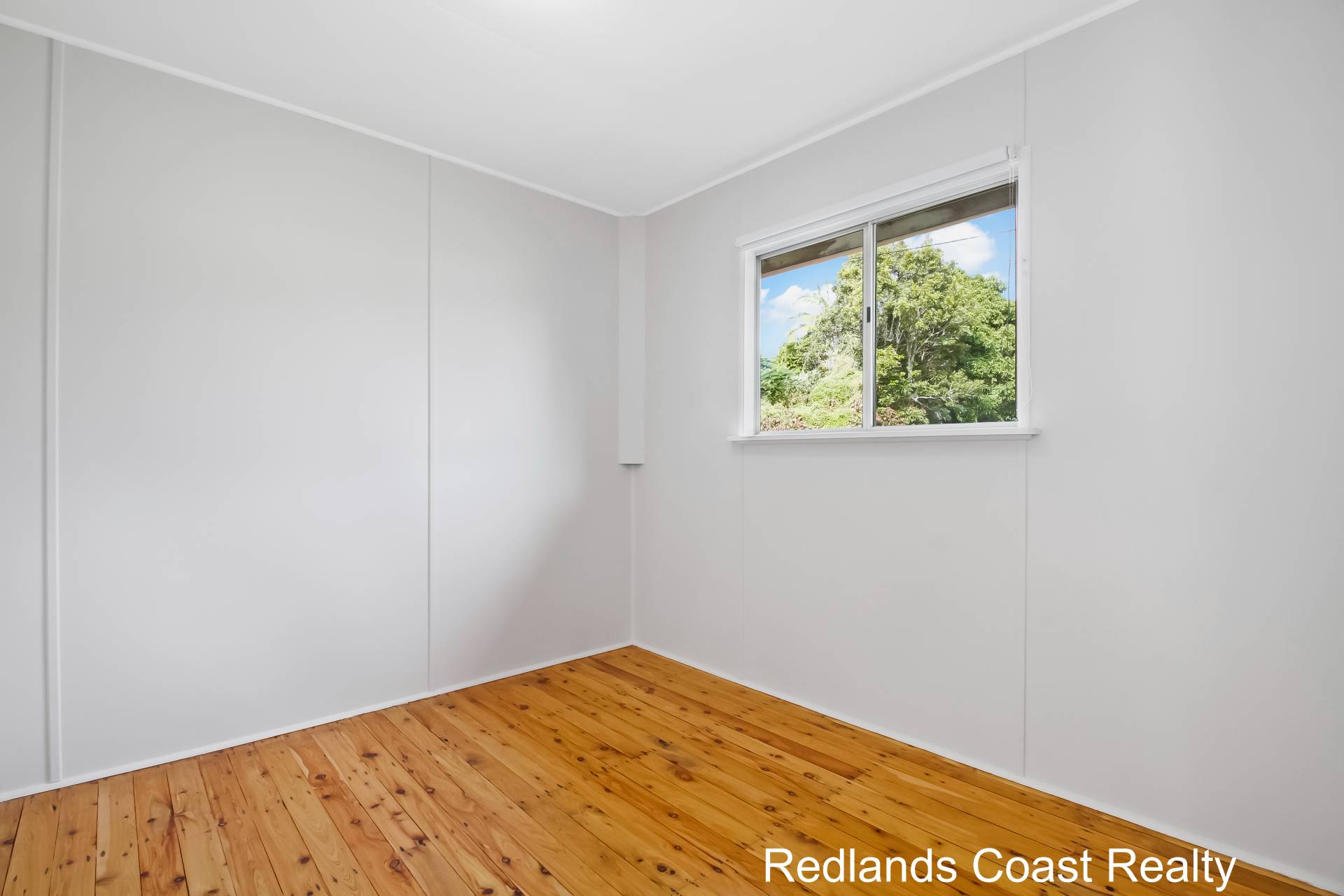 27 Betty St, Macleay Island, Macleay Island - Thumbnail 4