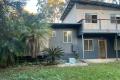 Lovely three bedroom townhouse with a leafy outlook