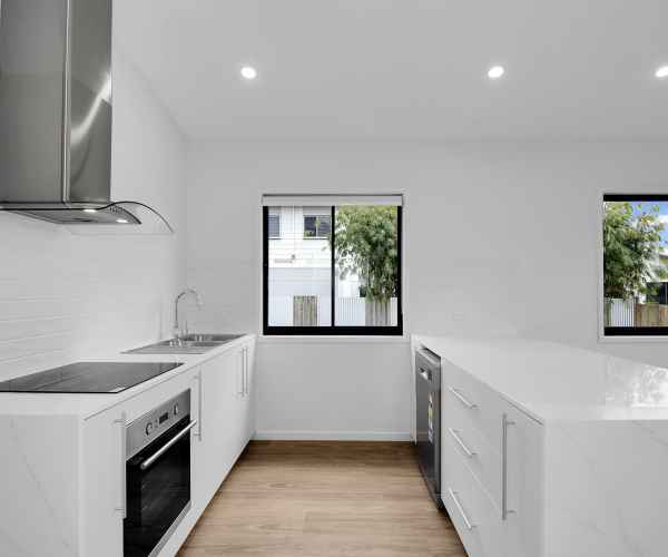 Seller of a House in Macleay Island