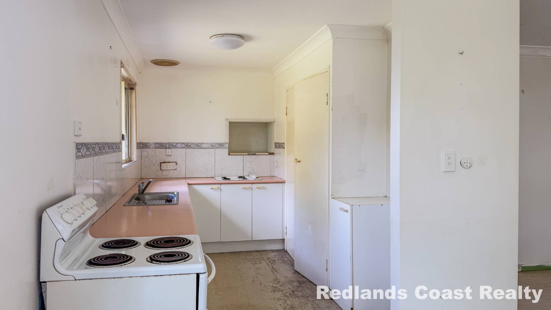 12 Leonie Cres, Lamb Island, Lamb Island - Thumbnail 6