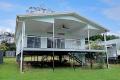 Walking Distance to Bowls Club, Beautiful home with sea breezes and magical sunsets!