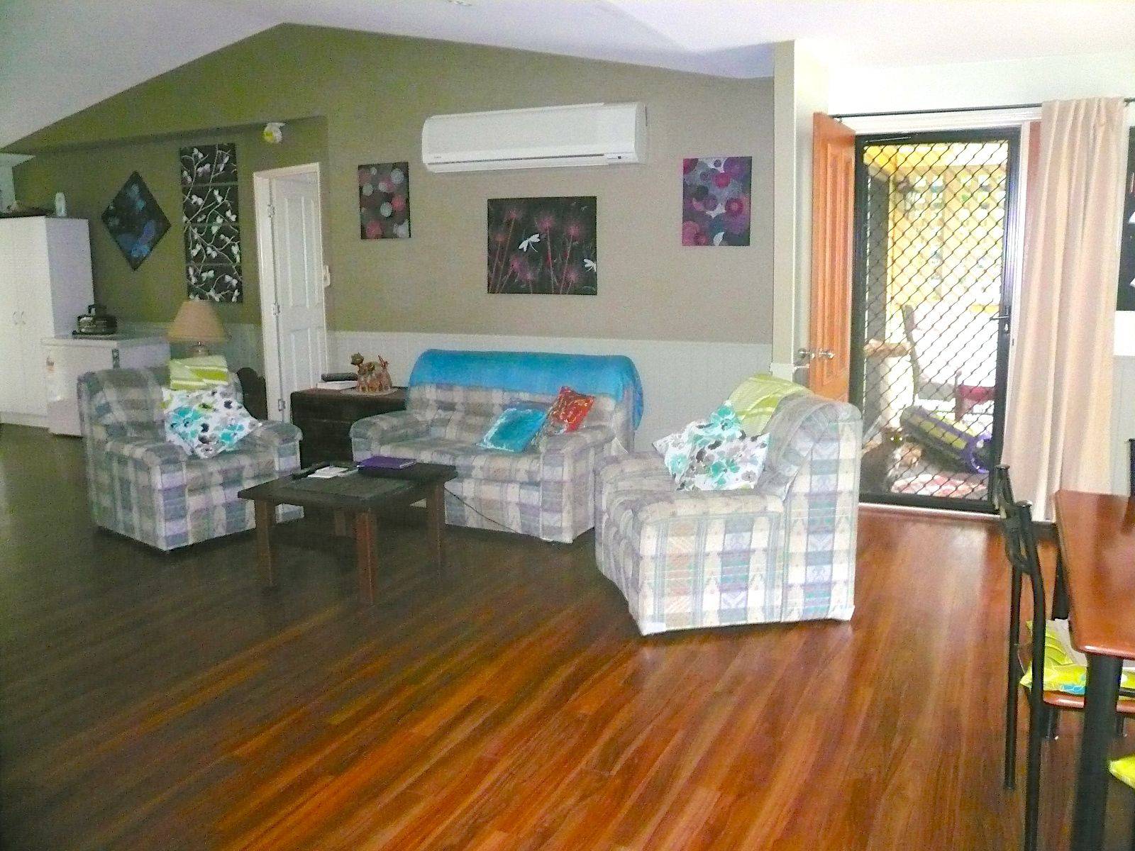 97-99 High Central Road, Macleay Island, Macleay Island - Thumbnail 2