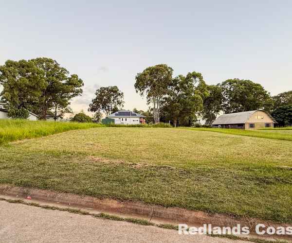 Buyer of a Vacant Land in Lamb Island