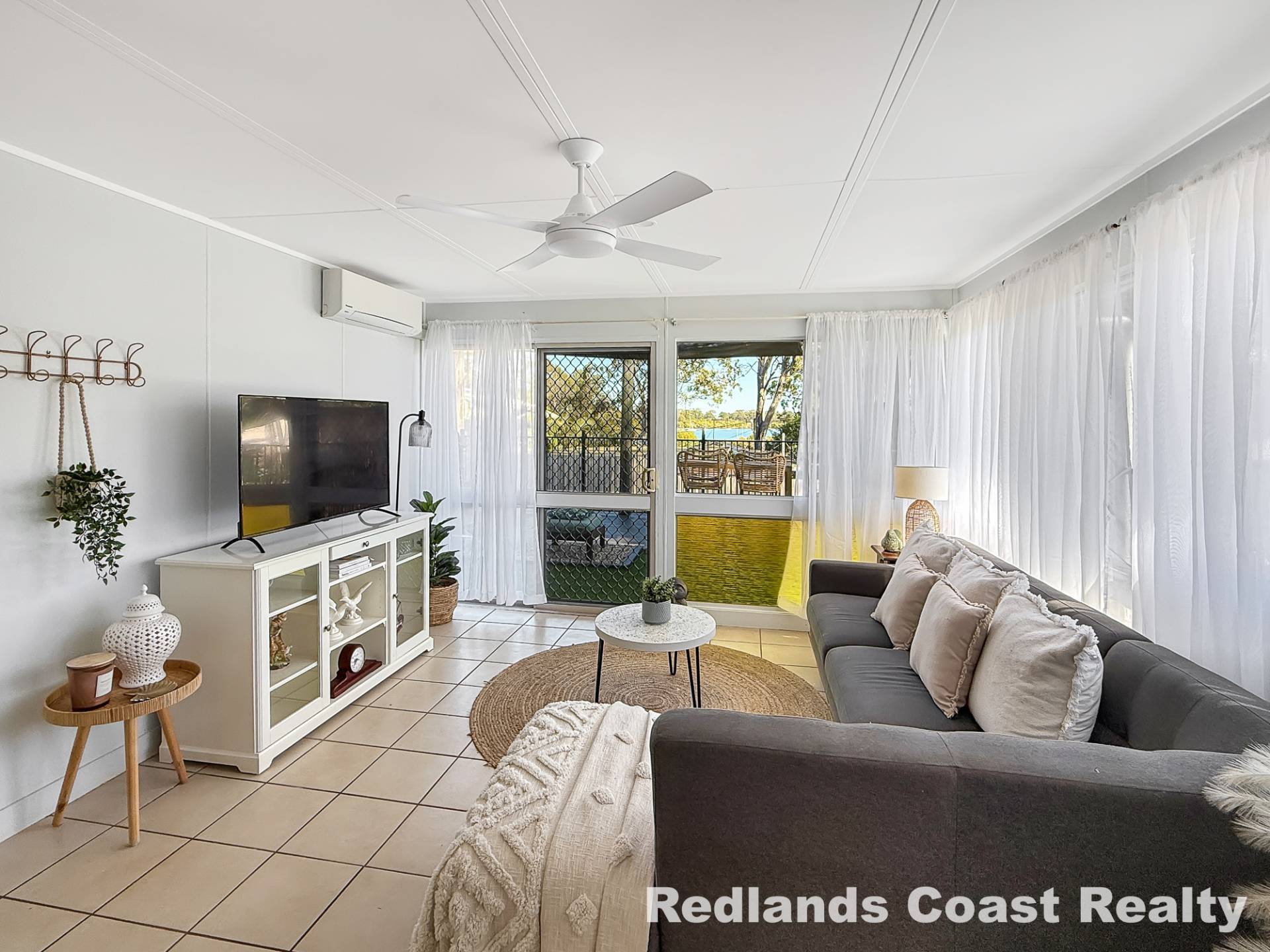 1 June Pde, Lamb Island, Lamb Island - Thumbnail 3