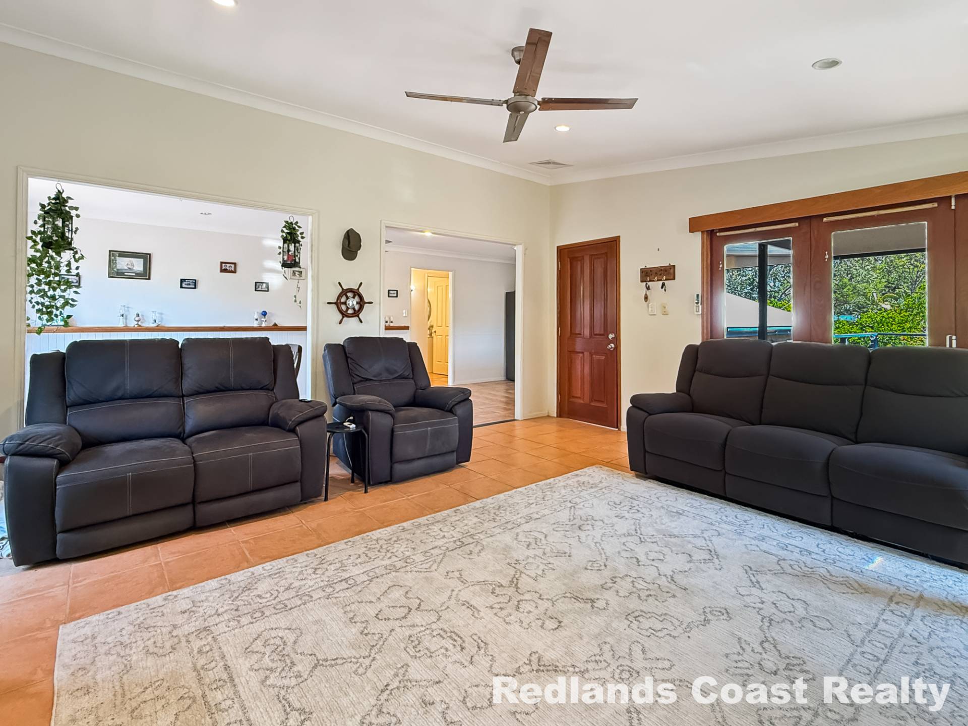 6 Shelly Cres, Lamb Island, Lamb Island - Thumbnail 3