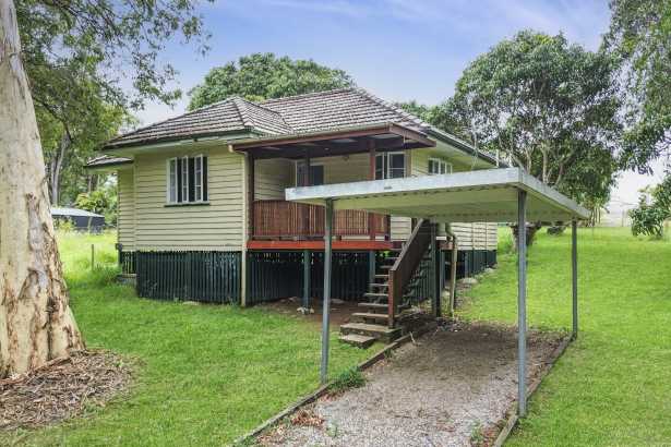 Timeless Charm Meets Town Convenience