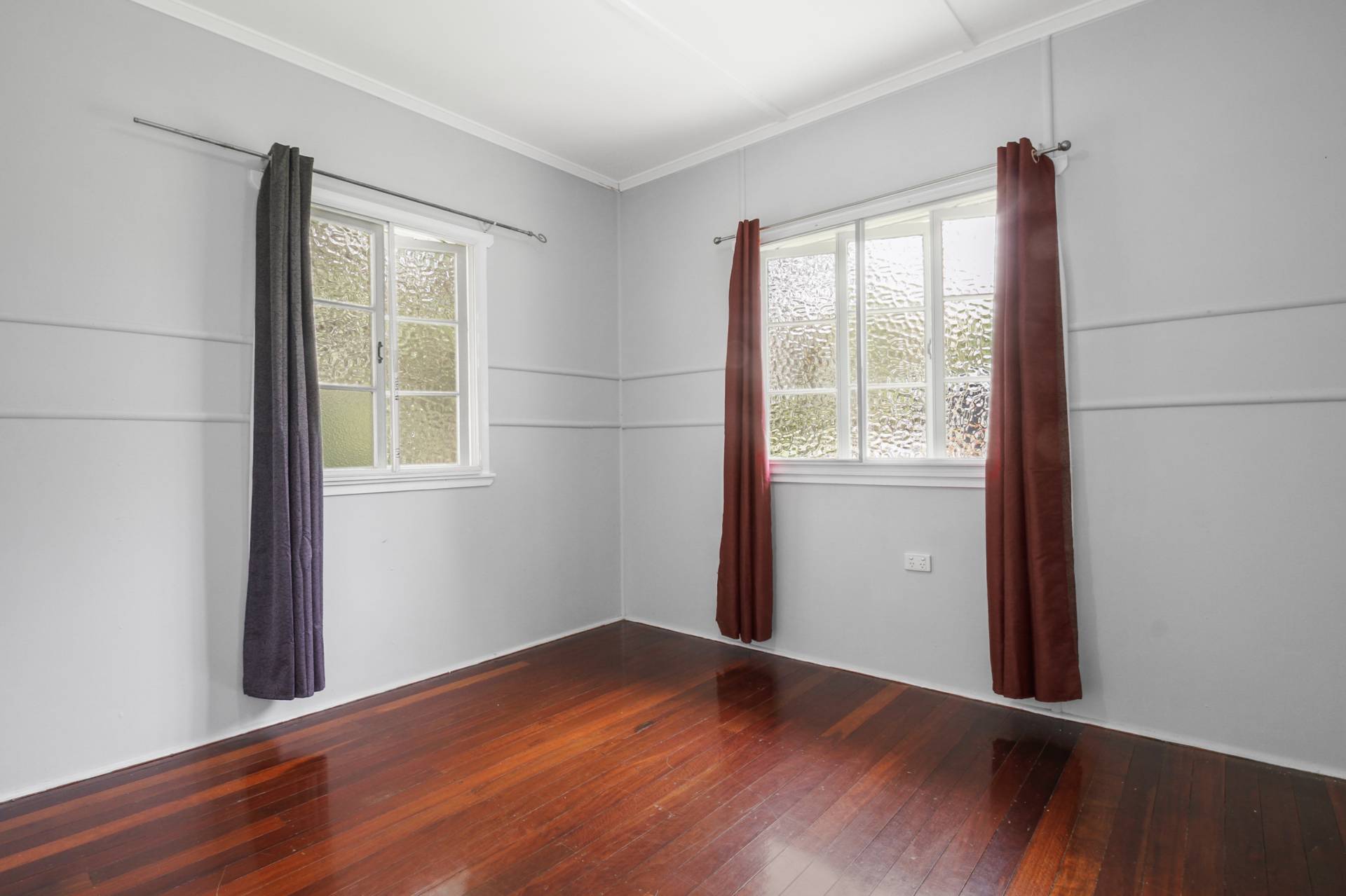 10 Rhodes St, Macleay Island, Macleay Island - Thumbnail 3