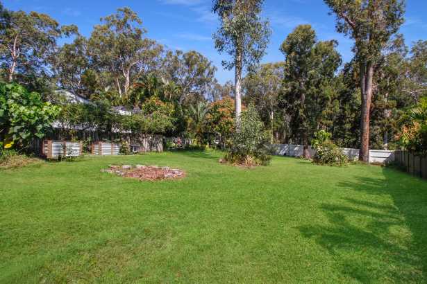 Prime location - walk to Dalpura Beach