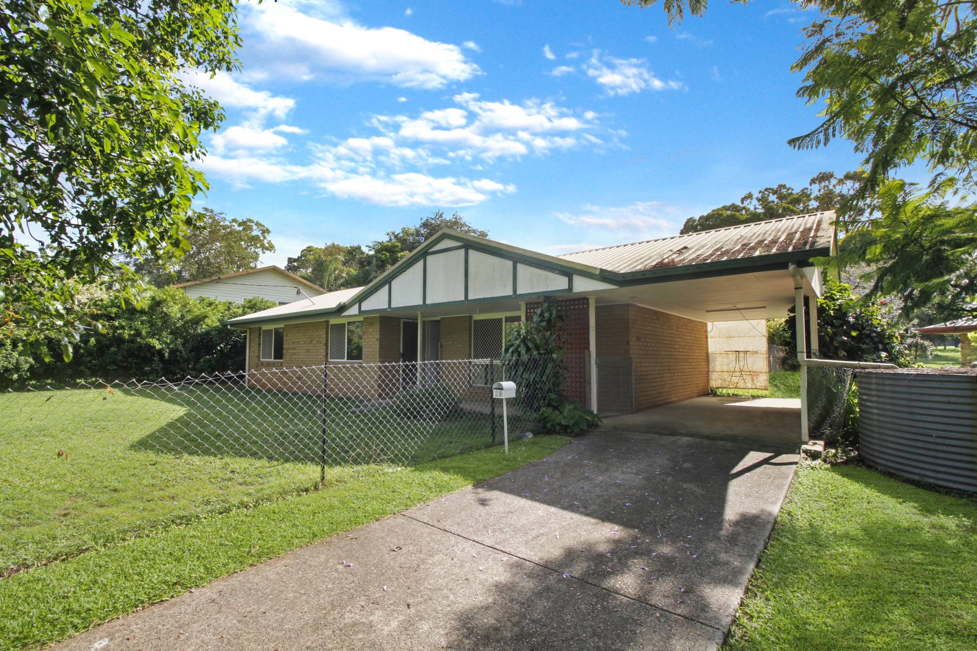 13 Lemontree Dr, Macleay Island, Macleay Island - Image 1