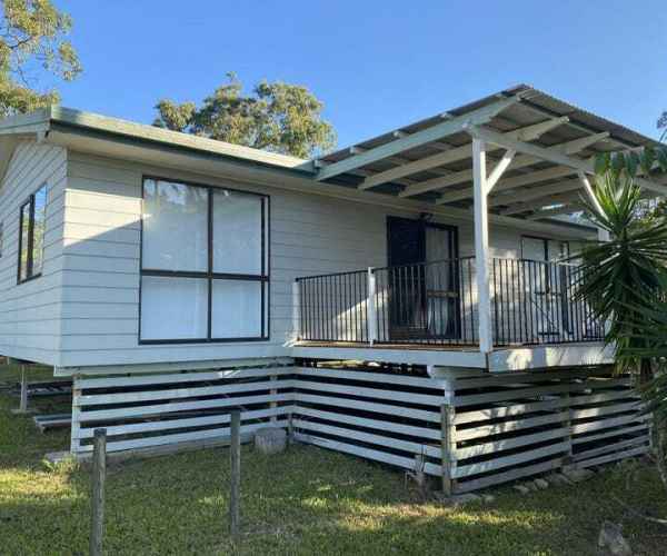 Seller of a House in Macleay Island
