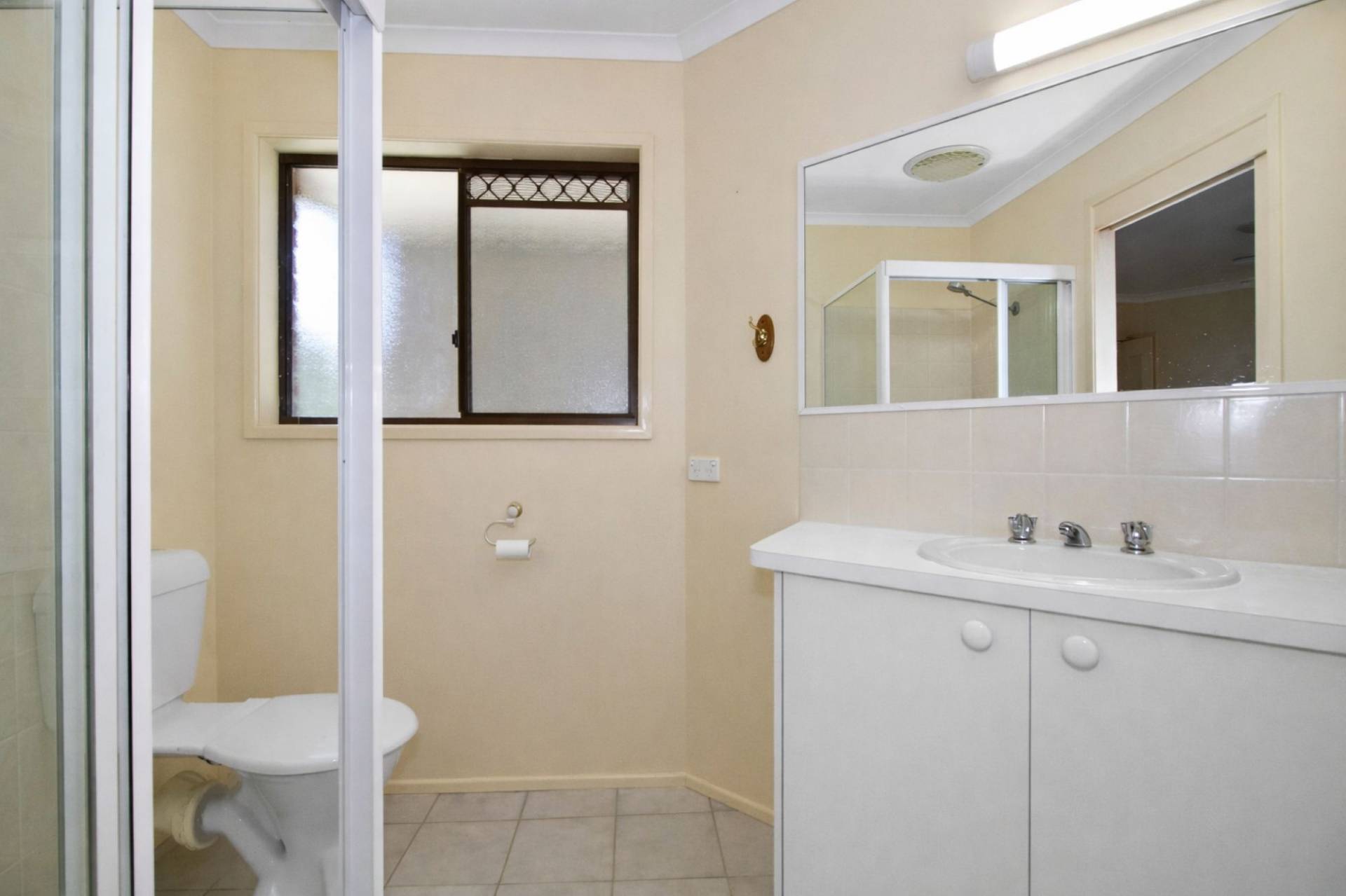 7 Marine St, Macleay Island, Macleay Island - Thumbnail 4