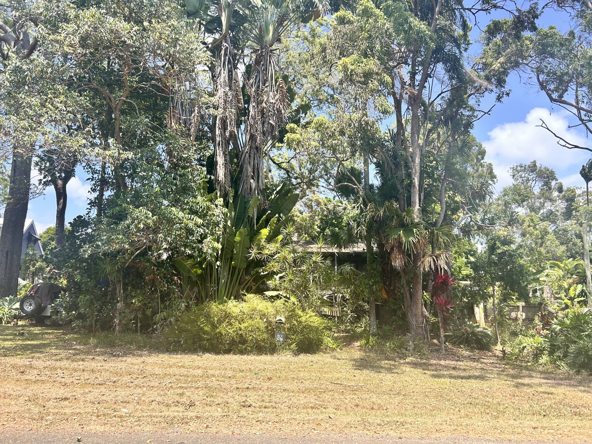 24 Blue Bay Cres, Macleay Island, Macleay Island - Thumbnail 2