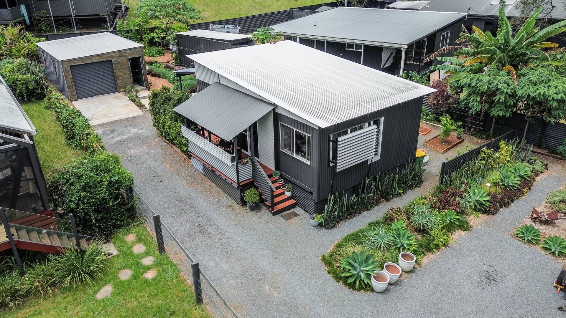 22 Waterside Dr, Macleay Island, Macleay Island - Thumbnail 3
