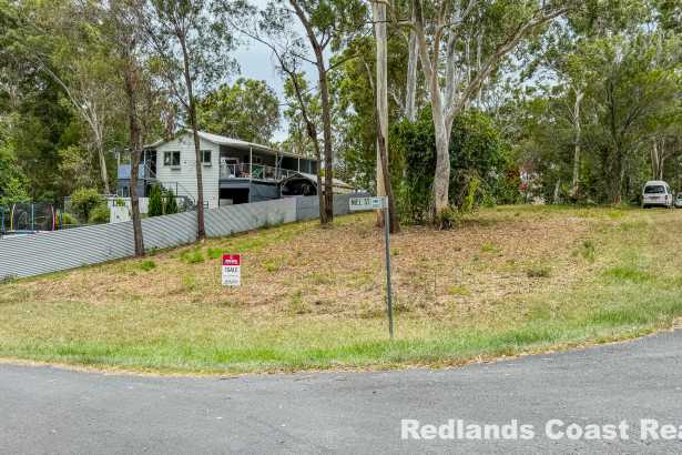 602 sqm Elevated Corner Block