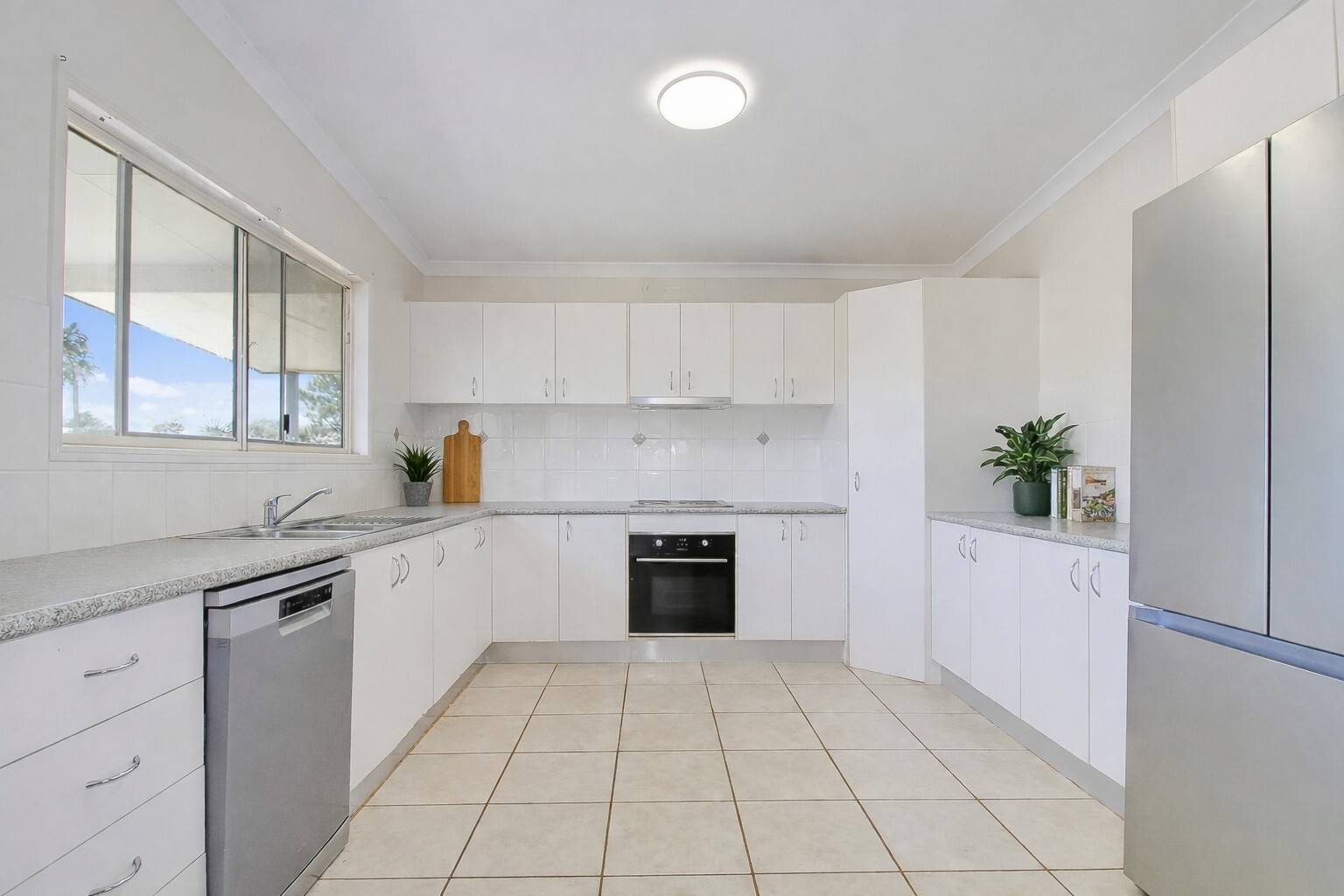 23 Lonicera St, Macleay Island, Macleay Island - Thumbnail 2
