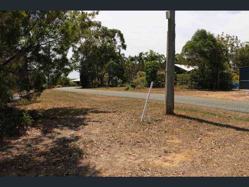 10 Calm Waters Cres, Macleay Island, Macleay Island - Thumbnail 3