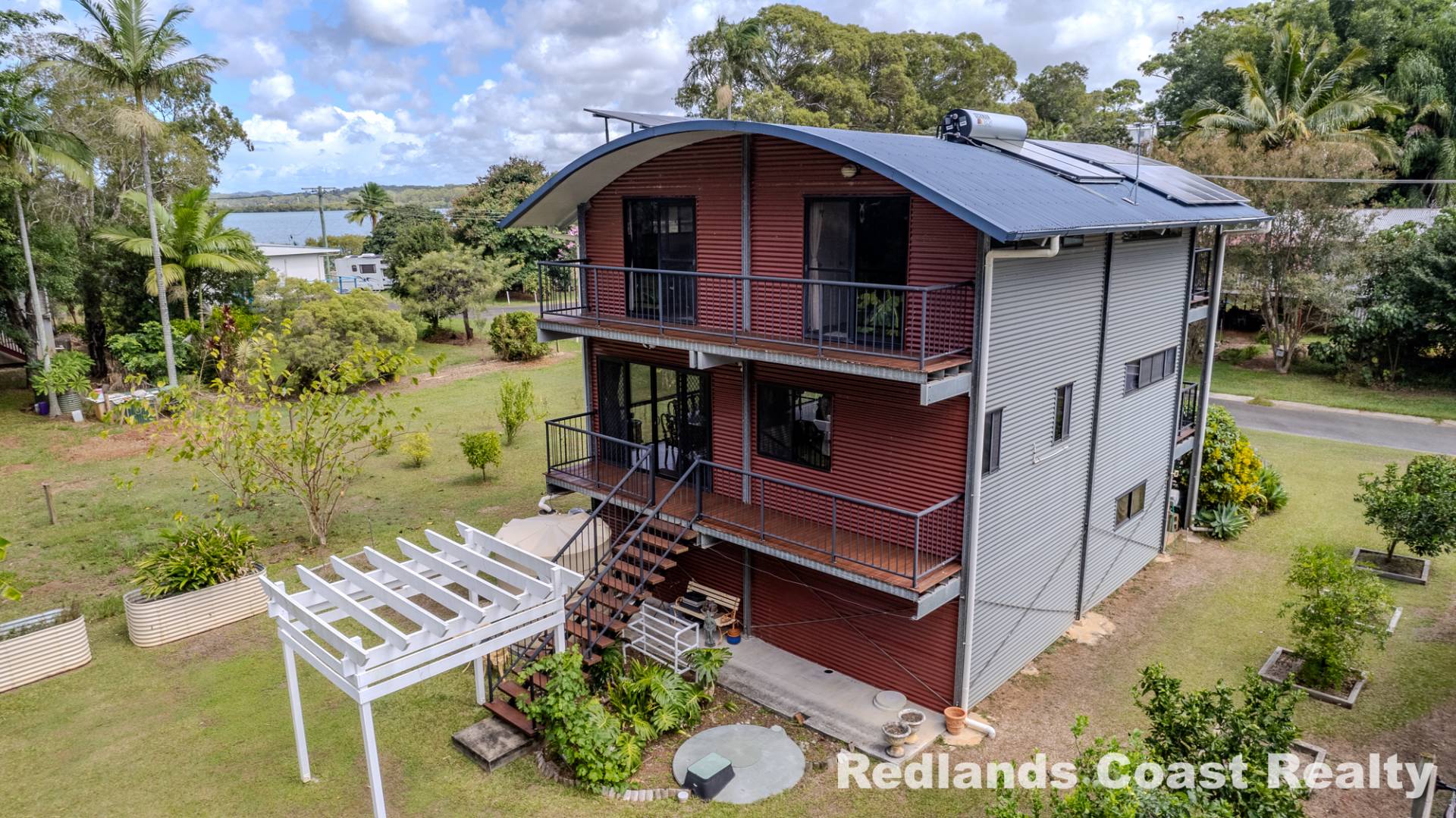 30 Paula Parade, Lamb Island, Lamb Island - Thumbnail 2